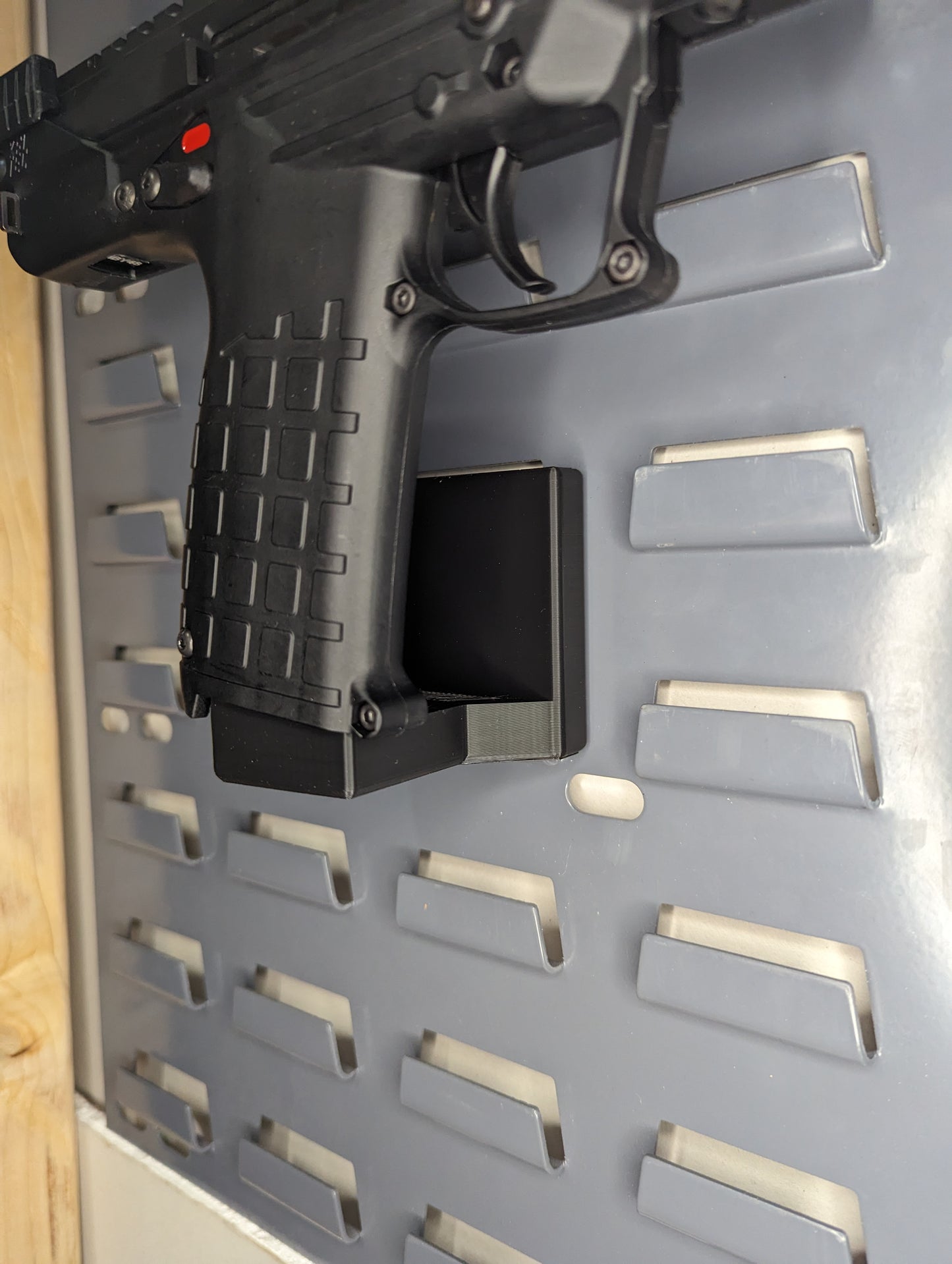 Magwell Mount for Keltec CP33 / CP30 / PMR30 - SecureIt / Akro-Mils | Handgun Holder Storage Rack