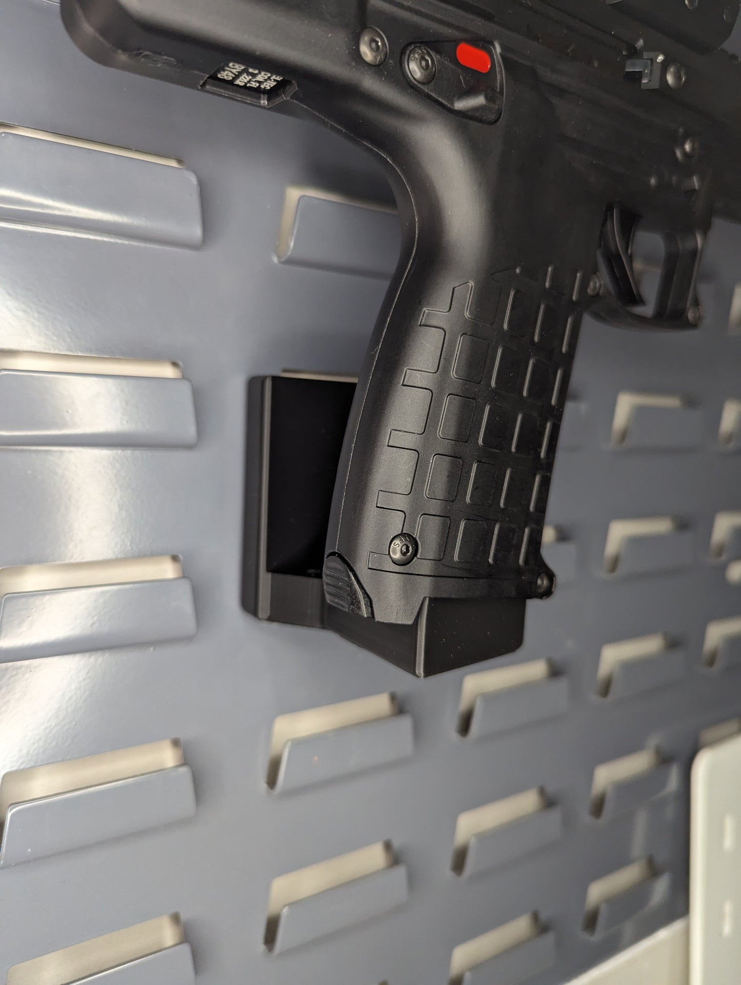 Magwell Mount for Keltec CP33 / CP30 / PMR30 - SecureIt / Akro-Mils | Handgun Holder Storage Rack