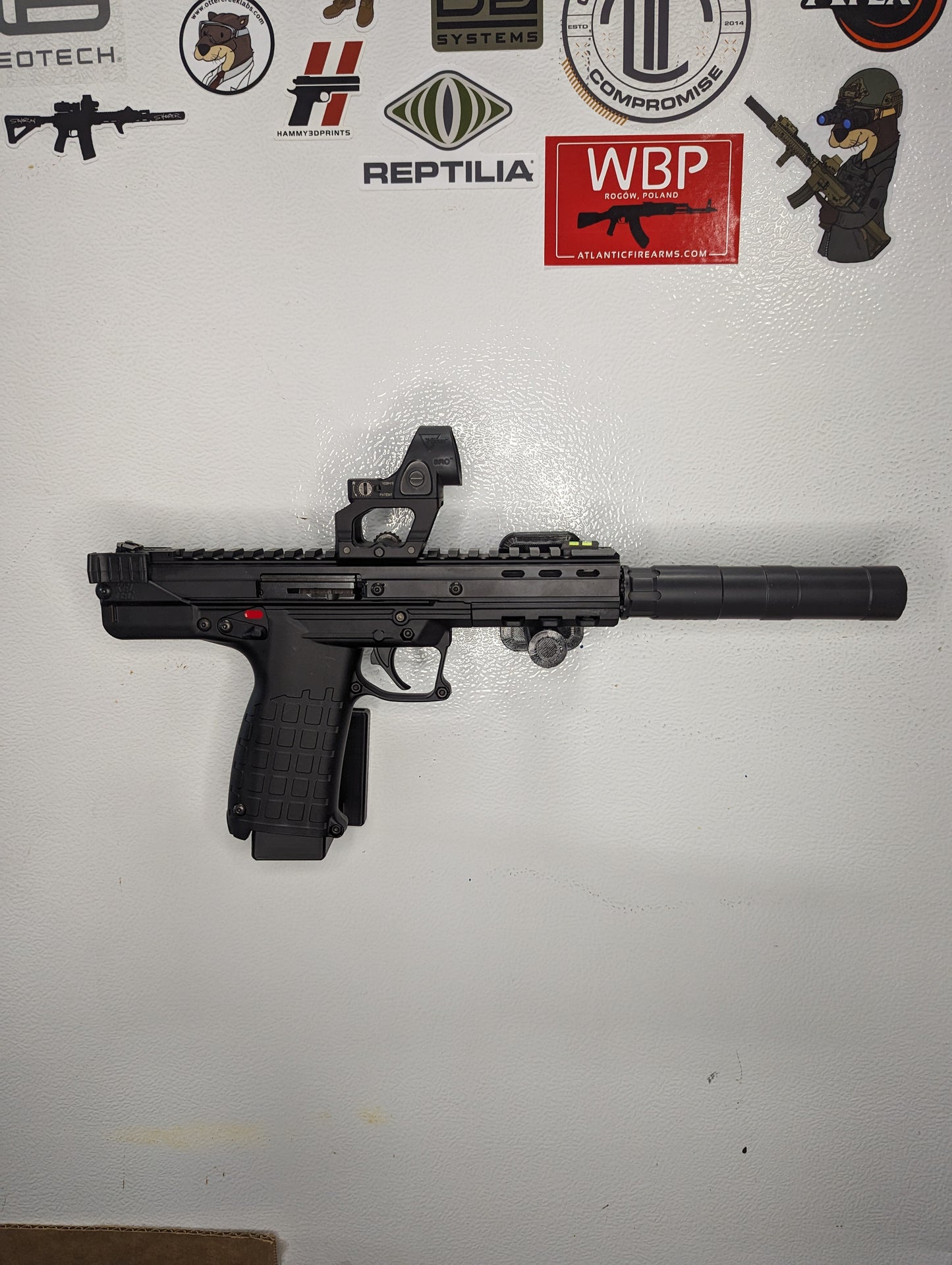 Magwell Mount for Keltec CP33 / CP30 / PMR30 - Magnet | Handgun Holder Storage Rack