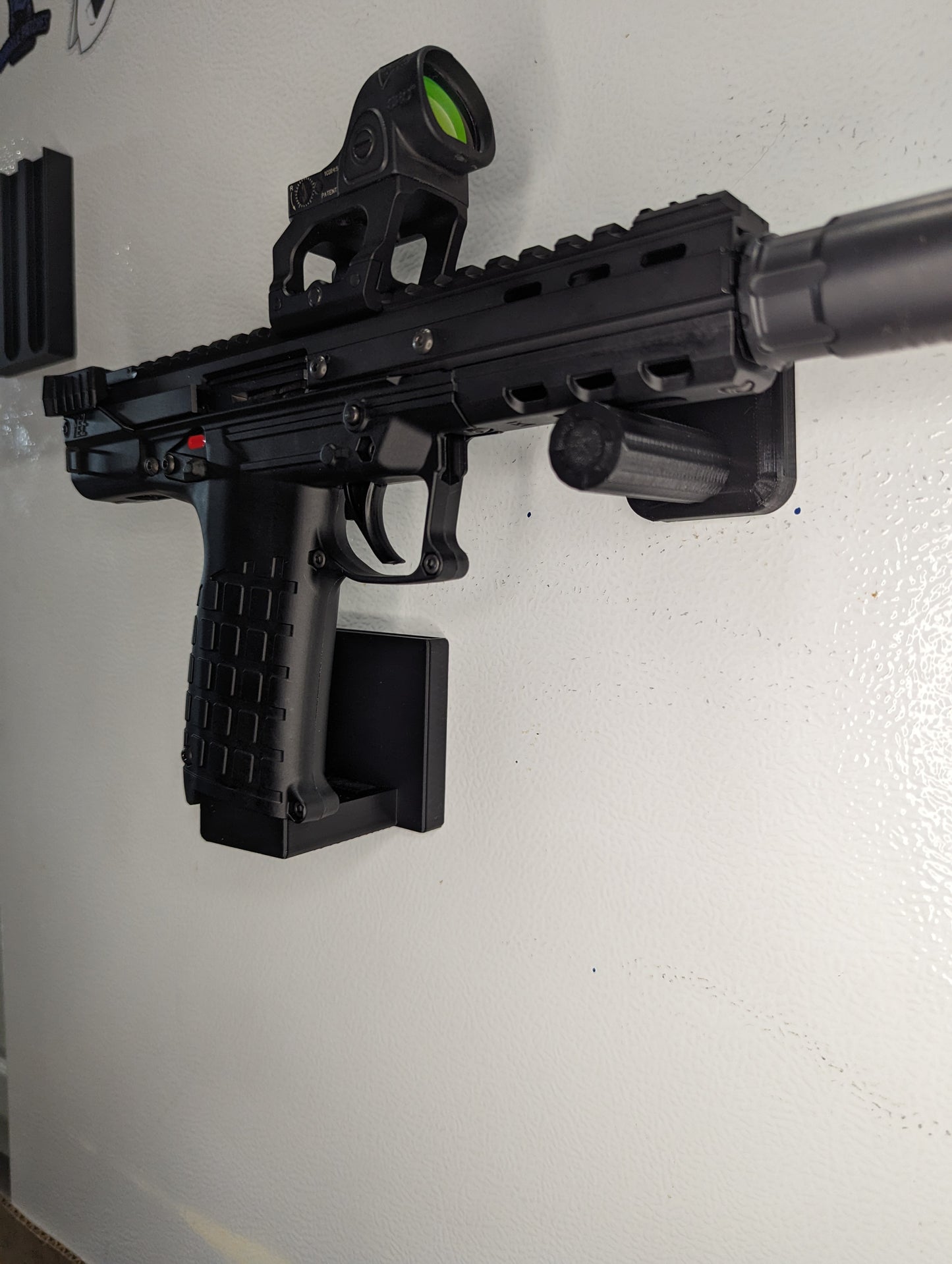 Magwell Mount for Keltec CP33 / CP30 / PMR30 - Magnet | Handgun Holder Storage Rack