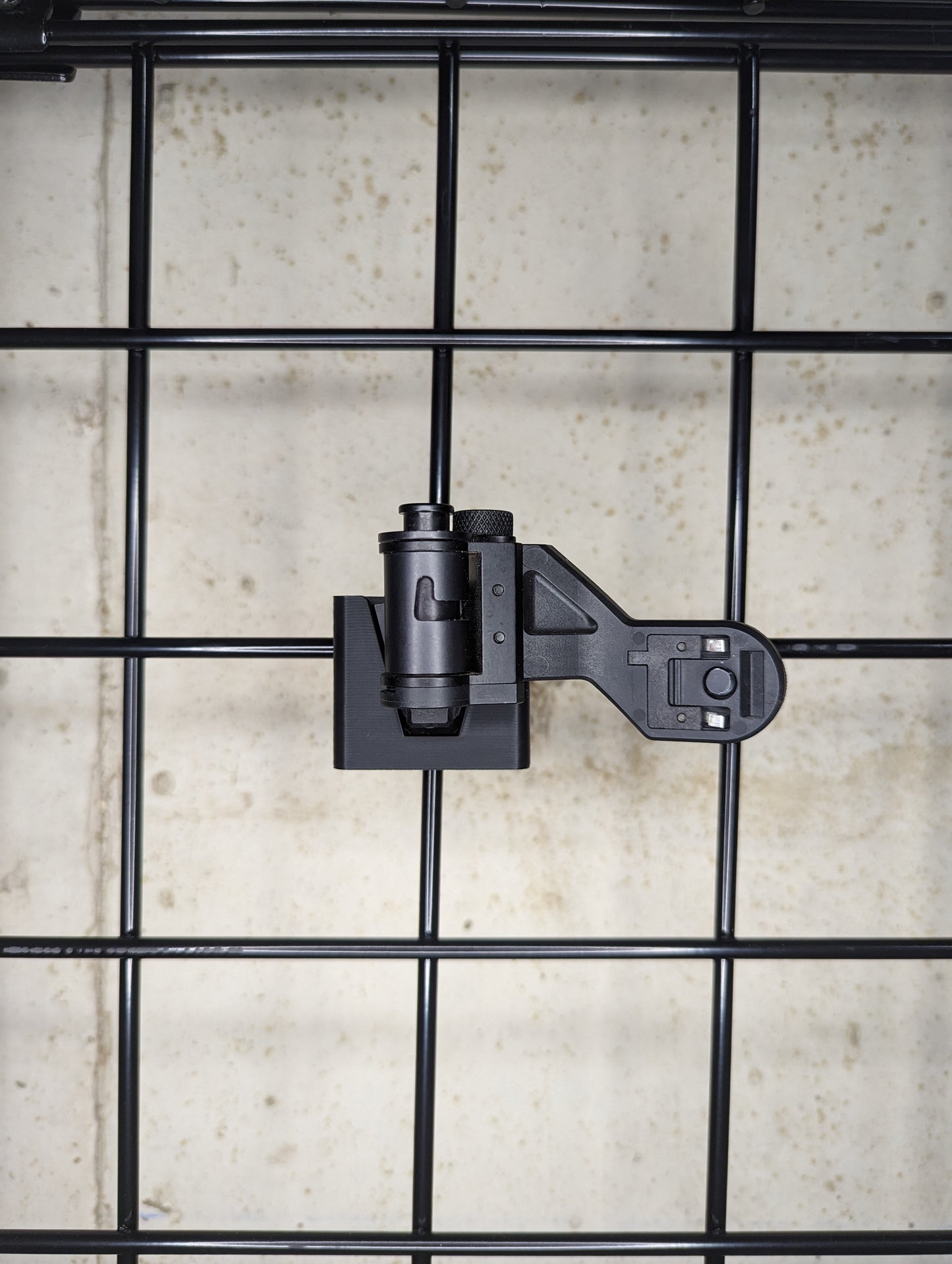 Dovetail Mount for Night Vision / Thermal - Gridwall | Gear Holder Storage Rack