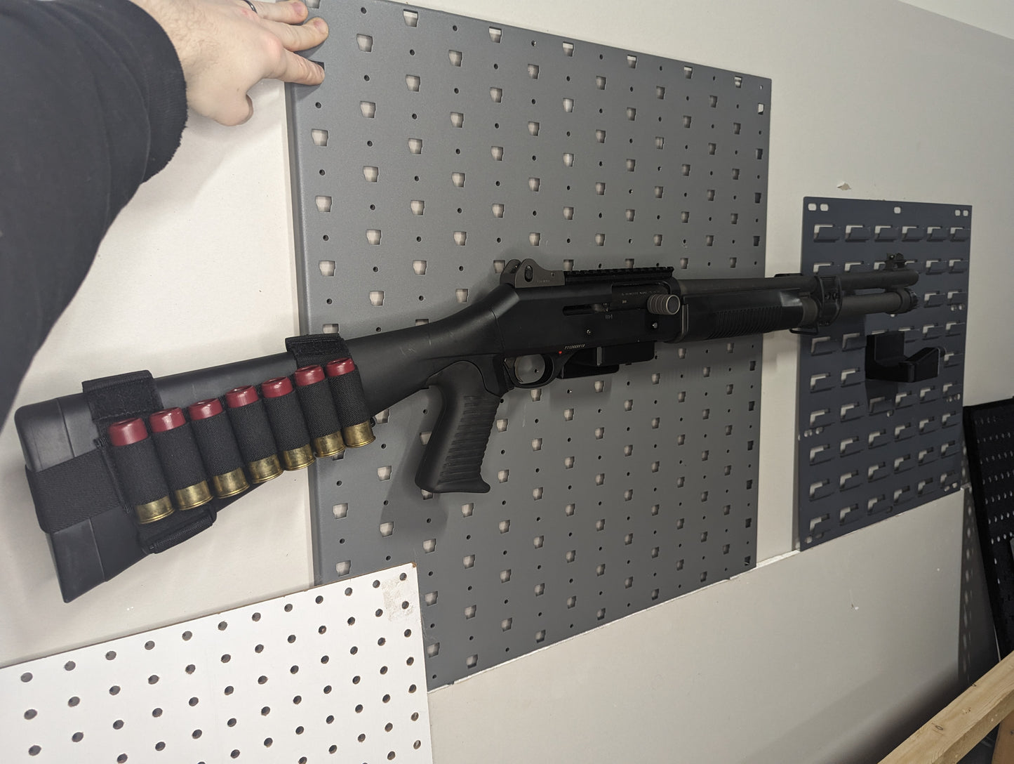 Magwell Mount for Benelli M4 - GallowTech | Shotgun Holder Storage Rack