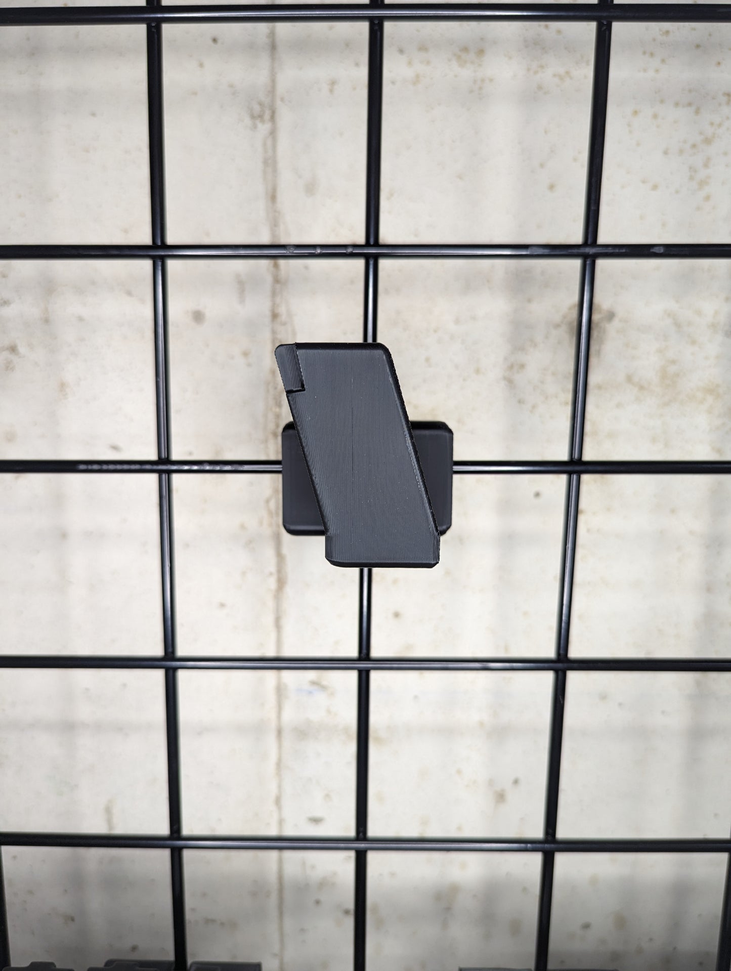 Magwell Mount for Vector 9mm / 45 - Gridwall | Rifle Holder Storage Rack