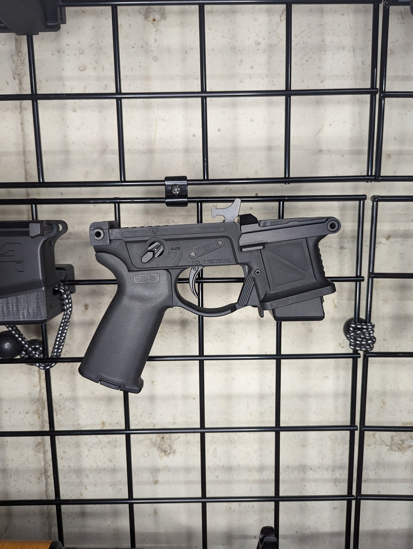 Magwell Mount for CZ Scorpion EVO - Gridwall | Rifle Holder Storage Rack