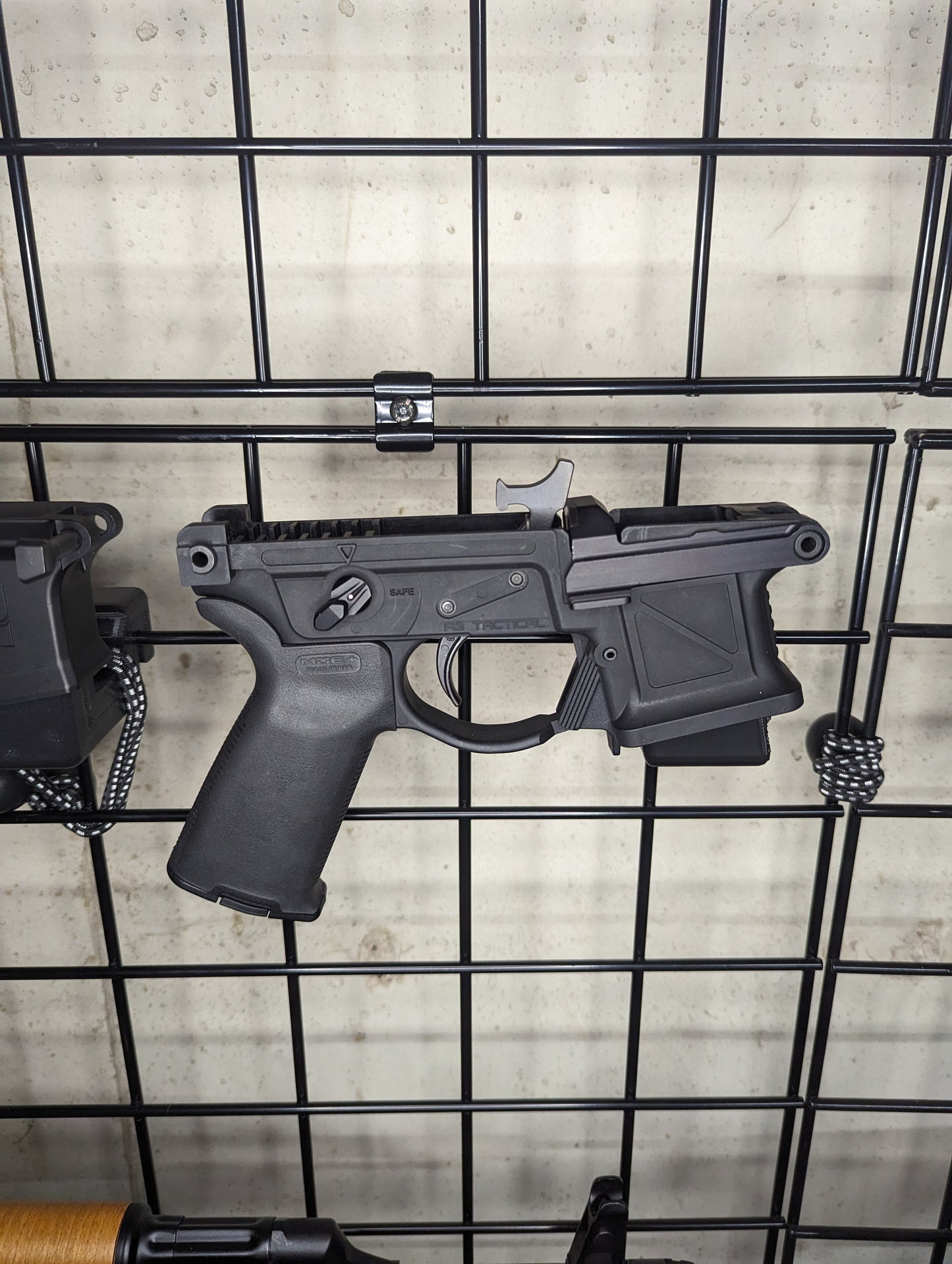 Magwell Mount for CZ Scorpion EVO - Gridwall | Rifle Holder Storage Rack