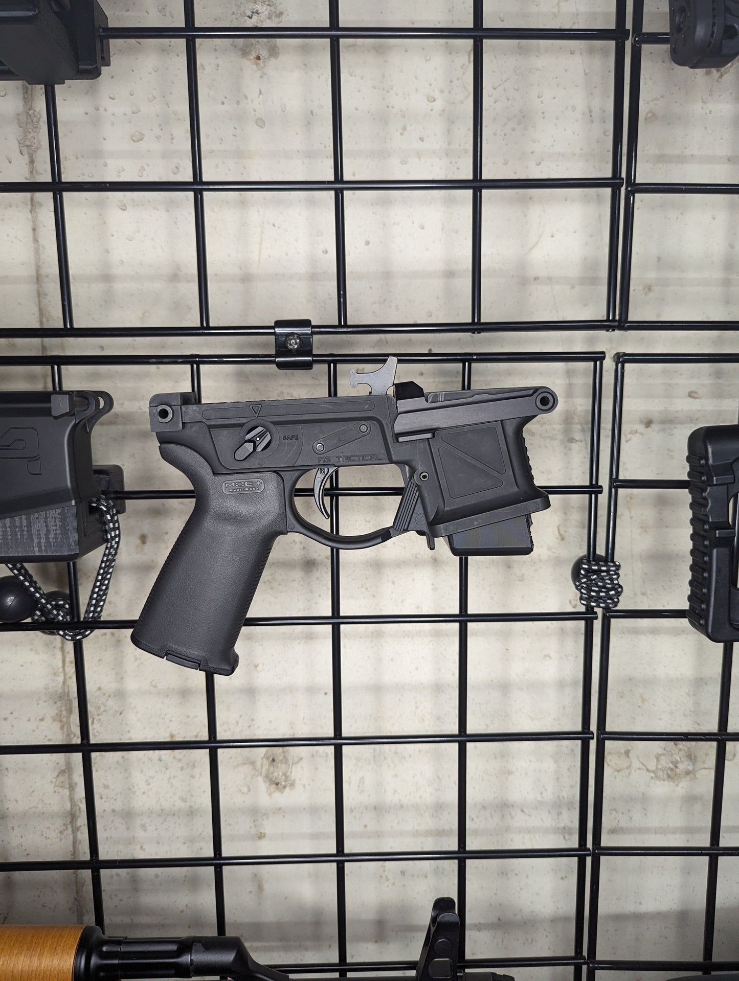 Magwell Mount for CZ Scorpion EVO - Gridwall | Rifle Holder Storage Rack