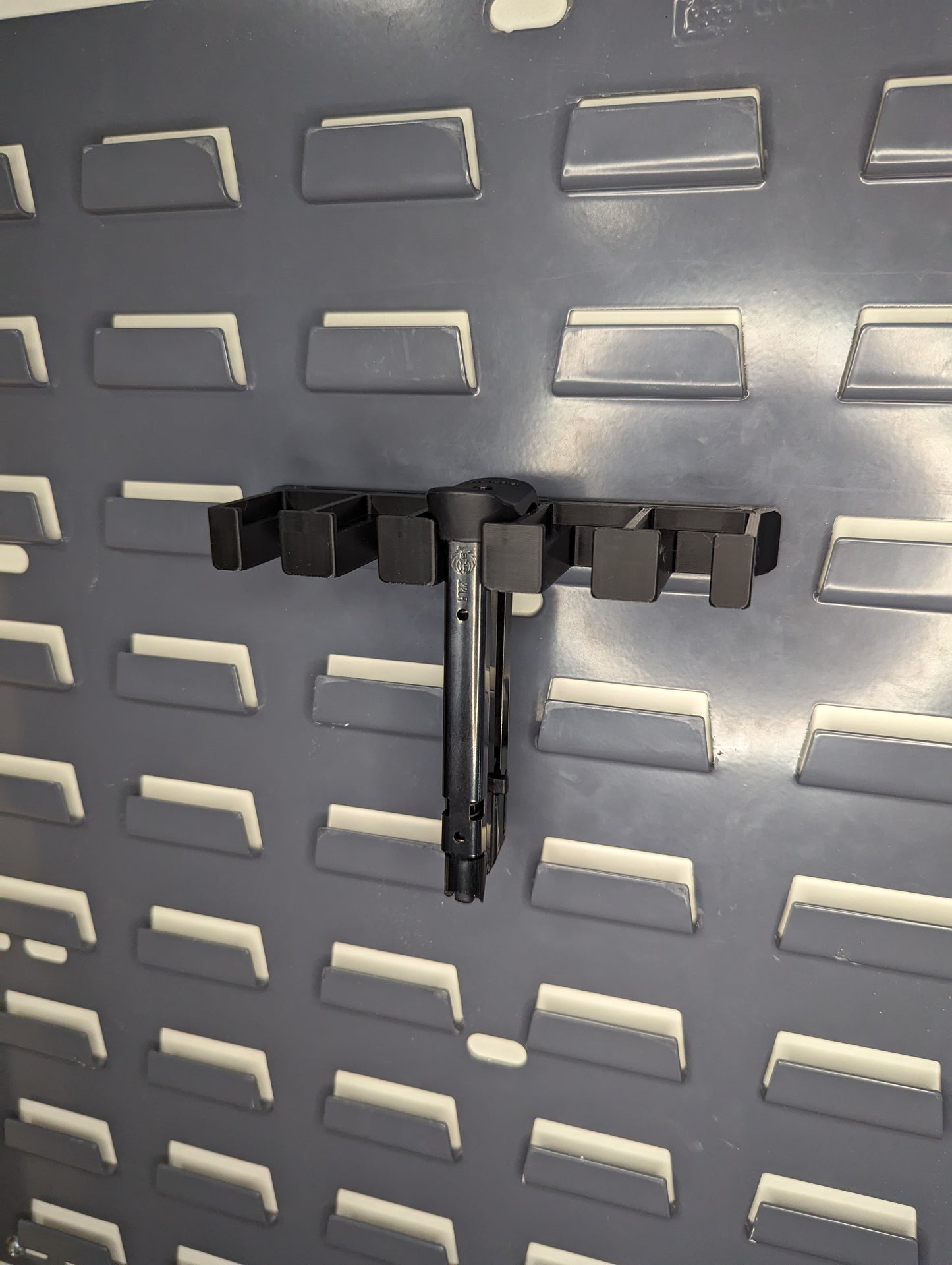 Mount for Ruger SR22 Mags - SecureIt / Akro-Mils | Magazine Holder Storage Rack