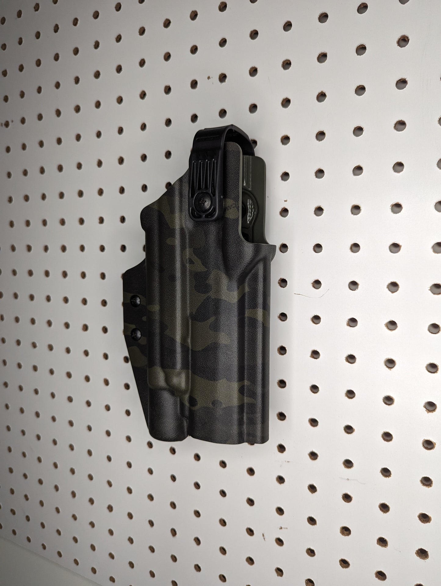 Slip-On Mount for Dara ALQD - Pegboard / IKEA Skadis / Wall Control / Vaultek | Handgun Holder Storage Rack