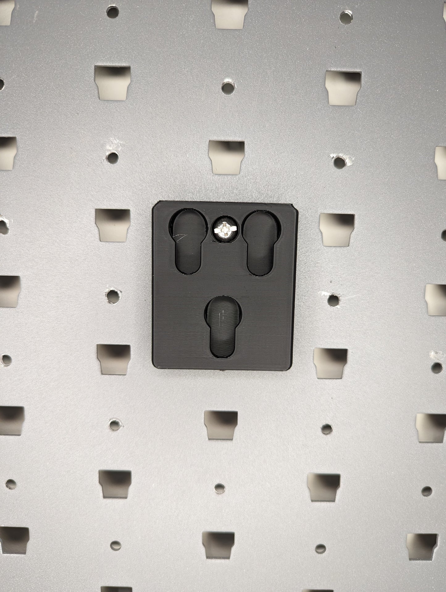 Slip-On Mount for Dara ALQD - GallowTech | Handgun Holder Storage Rack