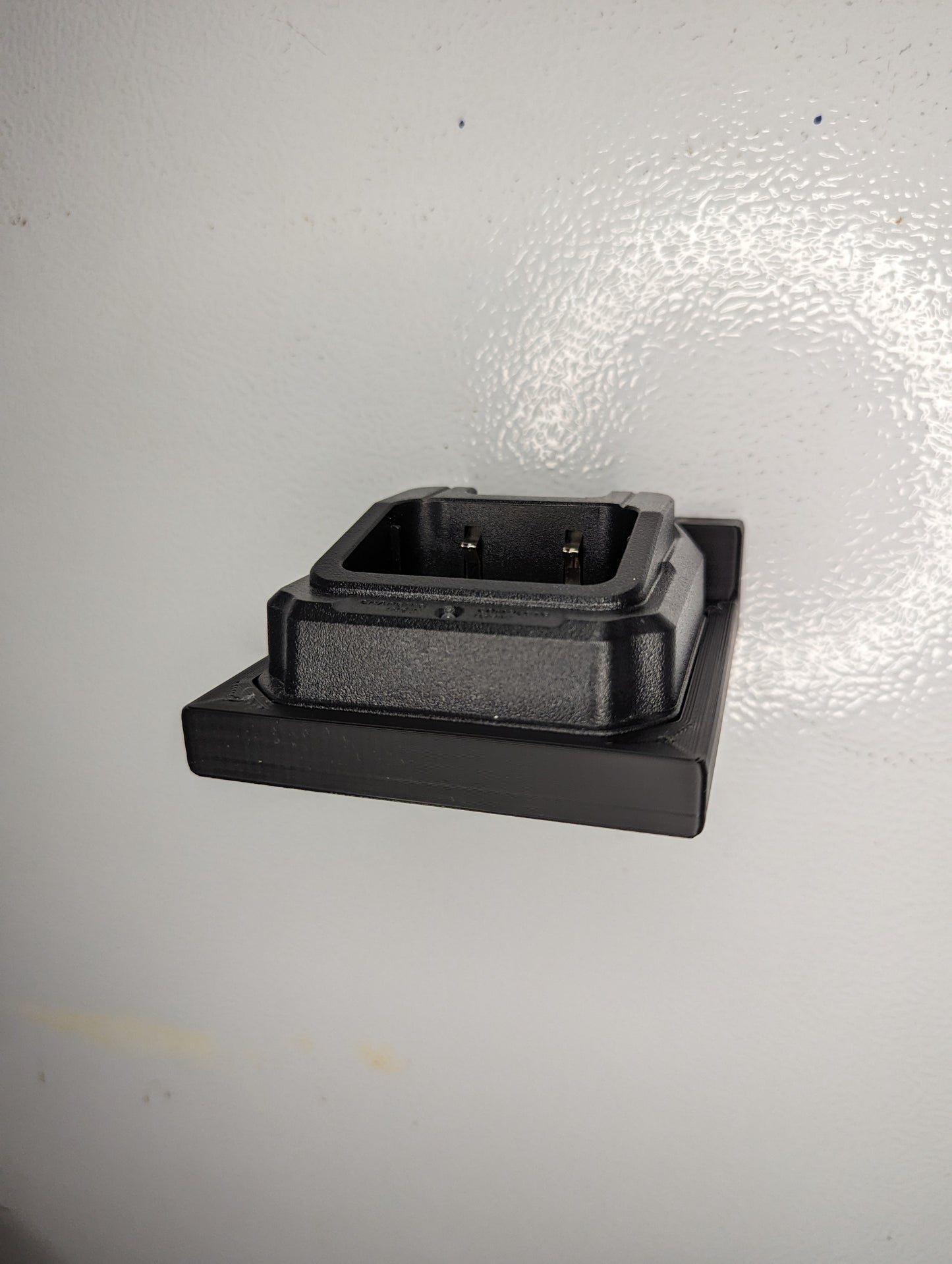 Mount for Baofeng UV-9R Charger - Magnetic | Gear Holder Storage Rack