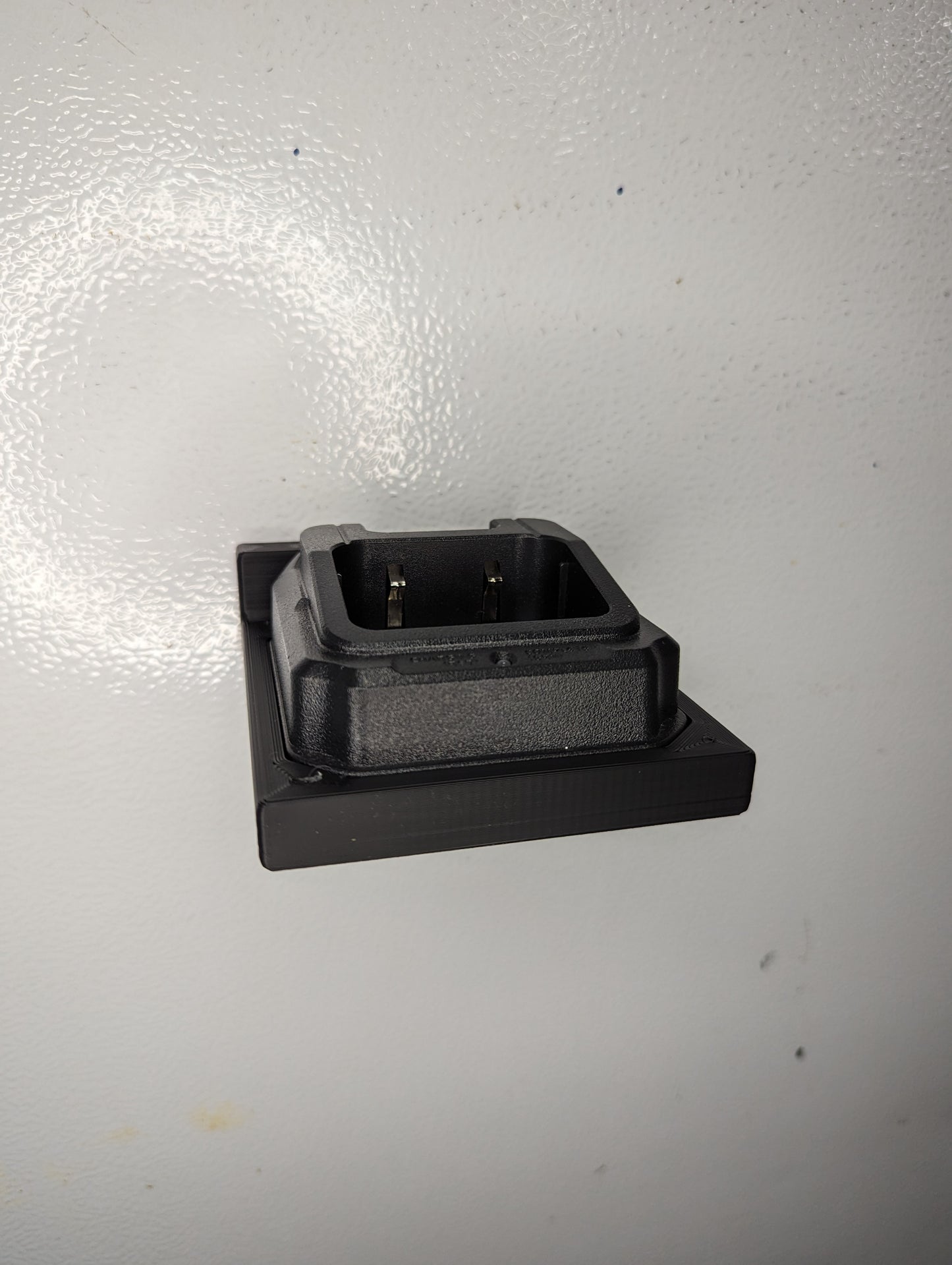 Mount for Baofeng UV-9R Charger - Magnetic | Gear Holder Storage Rack