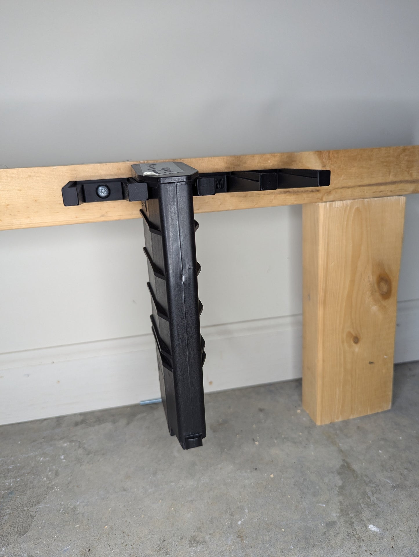 Mount for Saiga SGM 308 / 762 Mags - Wall | Magazine Holder Storage Rack