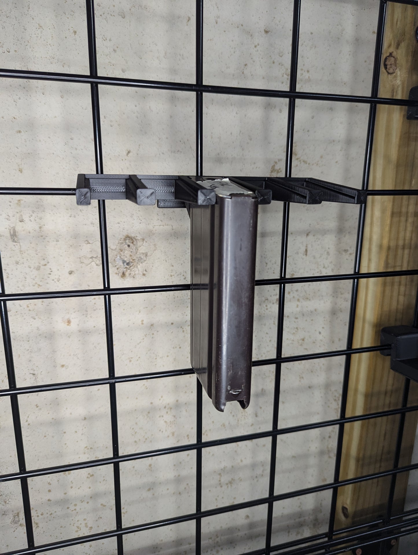 Mount for FN FAL 20 Round Mags - Gridwall | Magazine Holder Storage Rack