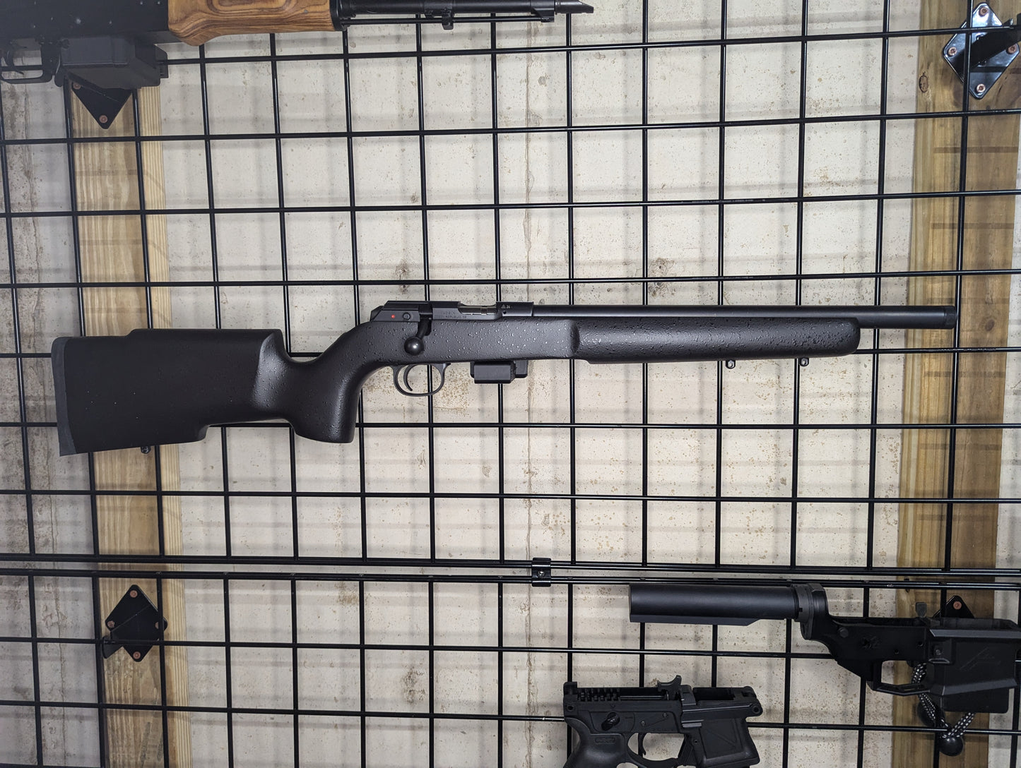 Magwell Mount for CZ 457 22LR - Gridwall | Rifle Holder Storage Rack