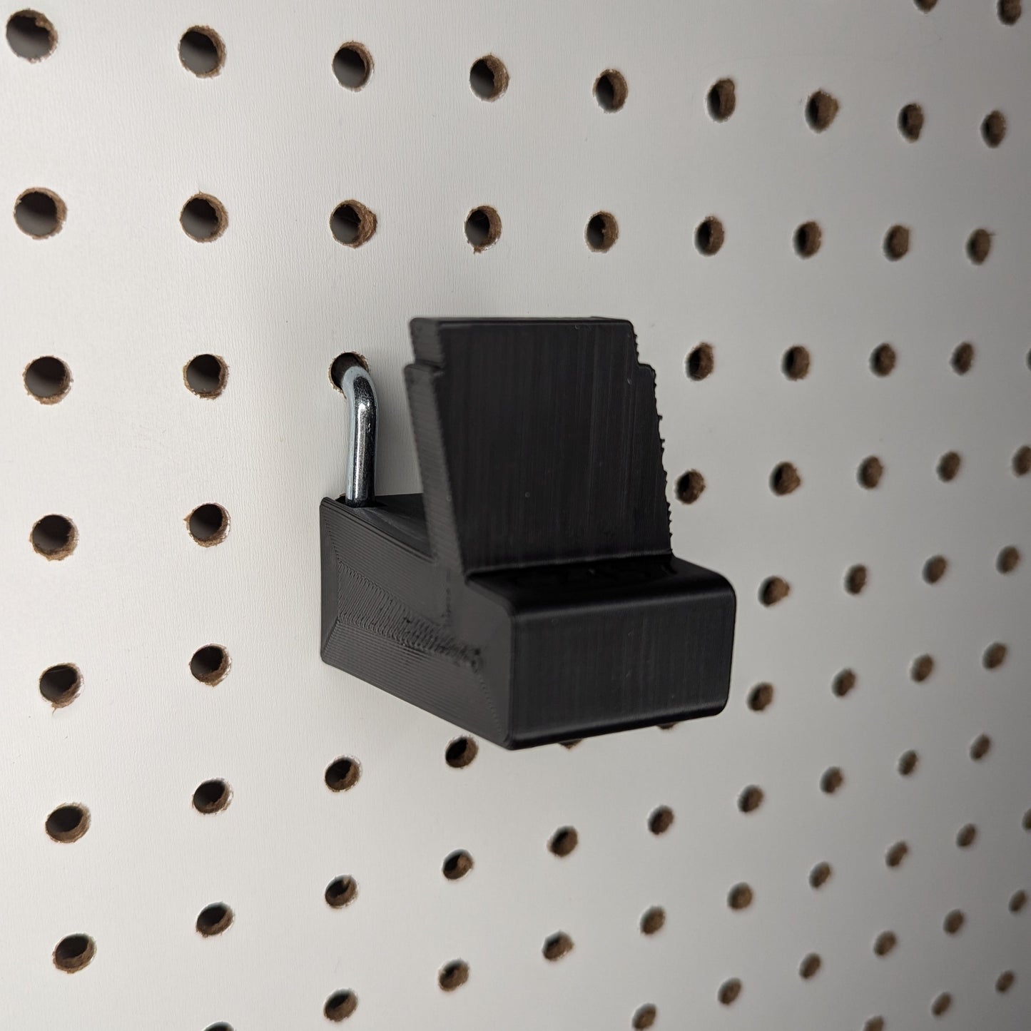 Magwell Mount for CZ 457 22LR - Pegboard / IKEA Skadis / Wall Control / PegLock | Rifle Holder Storage Rack