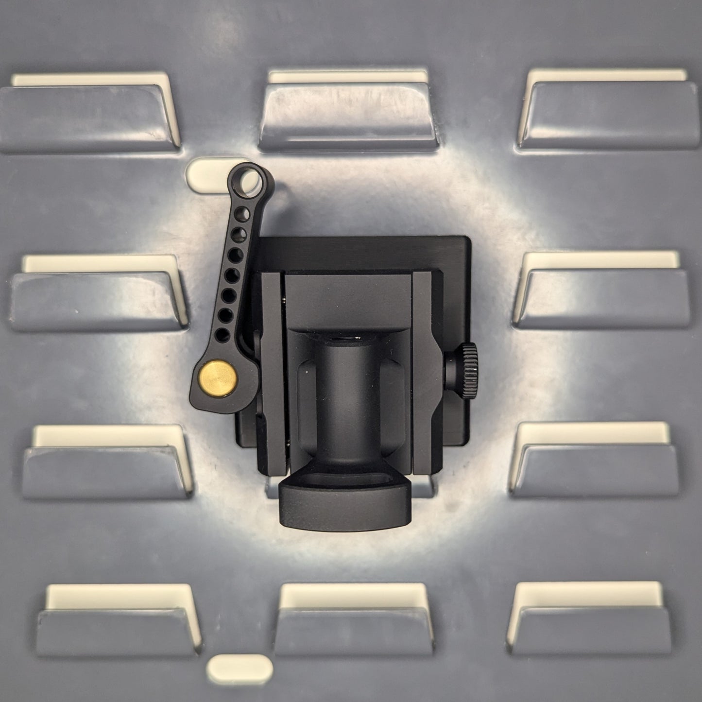 Arca Rail Accessory Mount Vertical - SecureIt / Akro-Mils | Gear Holder Storage Rack