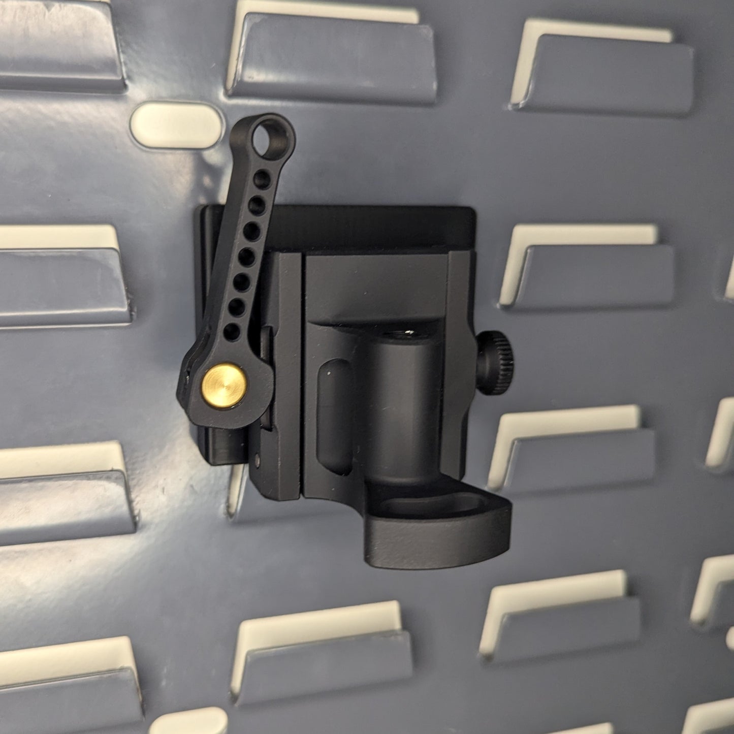 Arca Rail Accessory Mount Vertical - SecureIt / Akro-Mils | Gear Holder Storage Rack