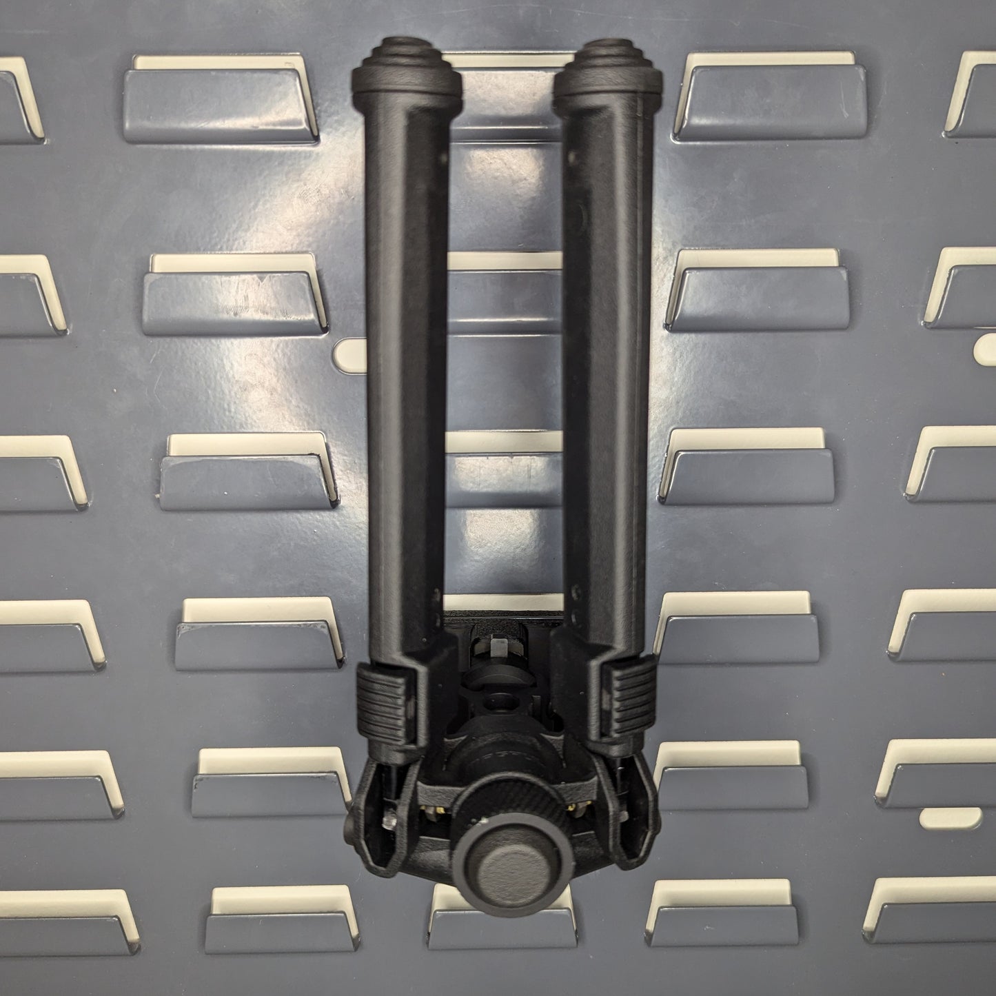 MLOK Accessory Mount Vertical - SecureIt / Akro-Mils | Gear Holder Storage Rack