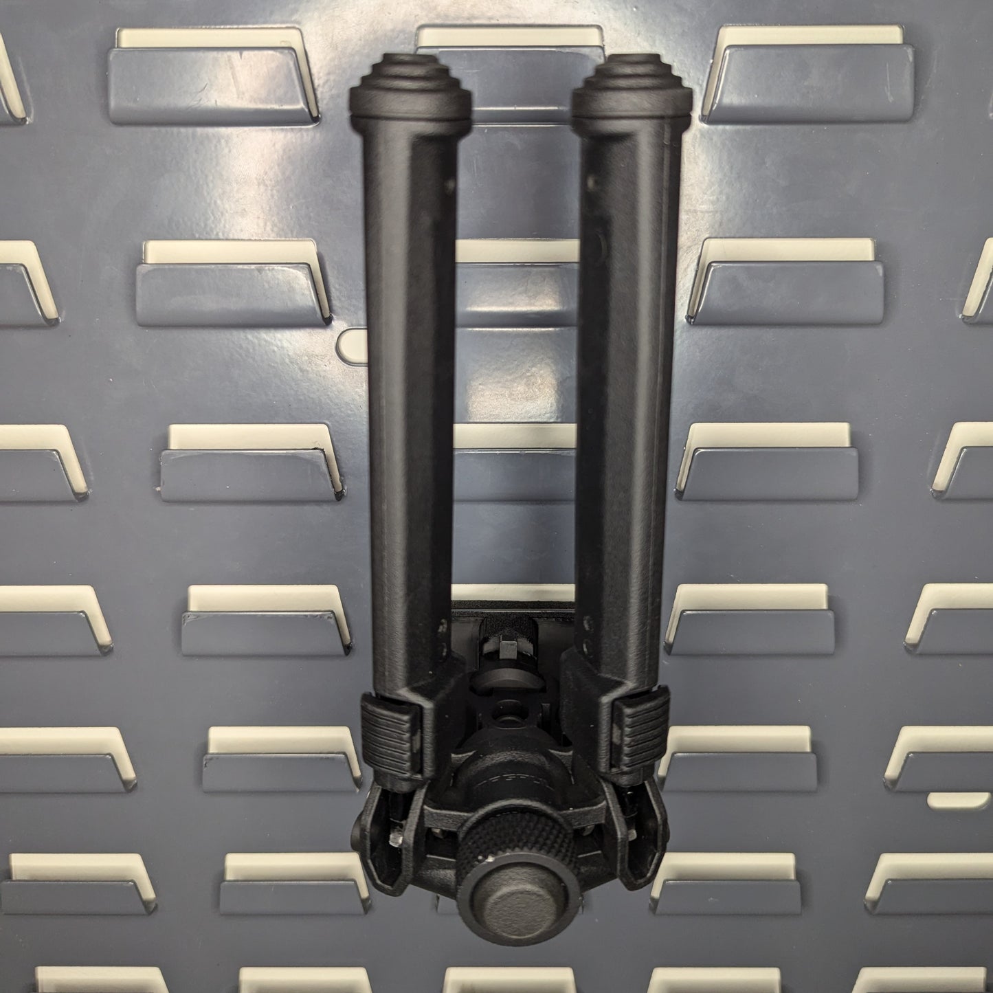MLOK Accessory Mount Vertical - SecureIt / Akro-Mils | Gear Holder Storage Rack