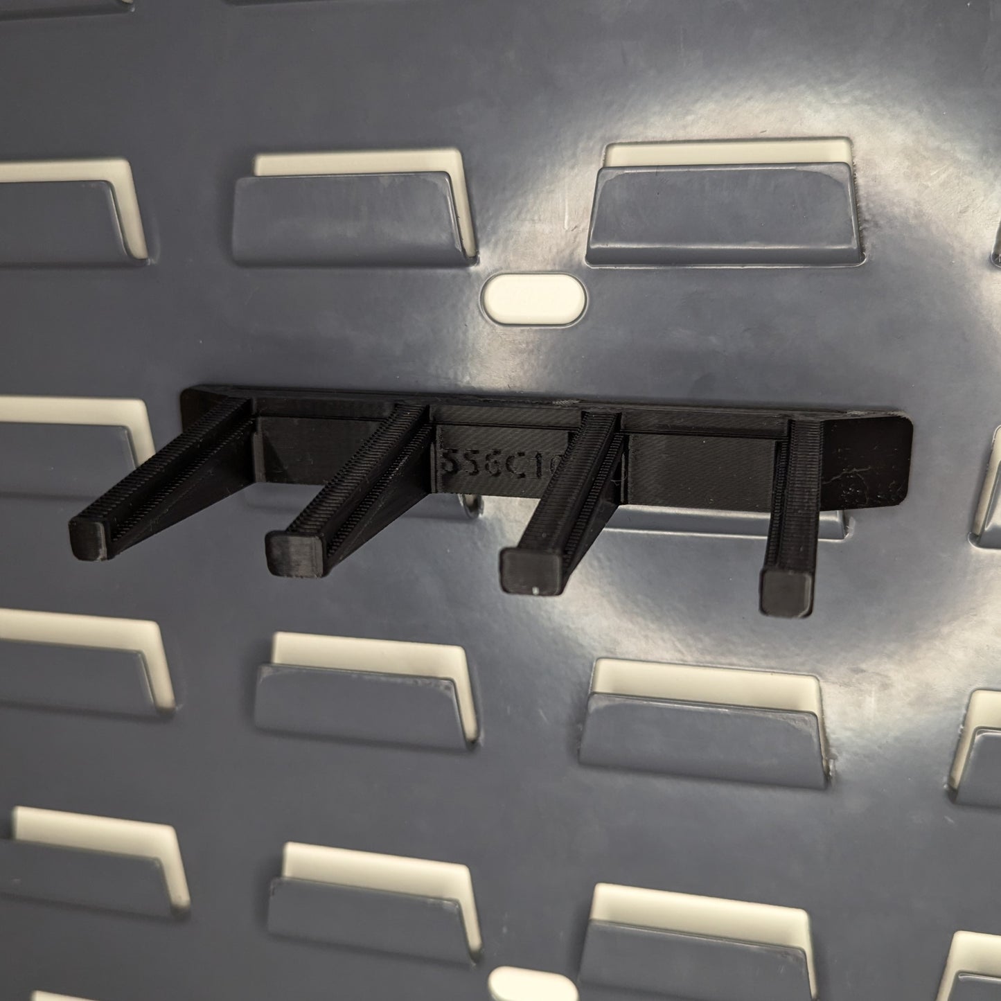 Mount for 556 AK-74 Circle 10 Mags - SecureIt / Akro-Mils | Magazine Holder Storage Rack
