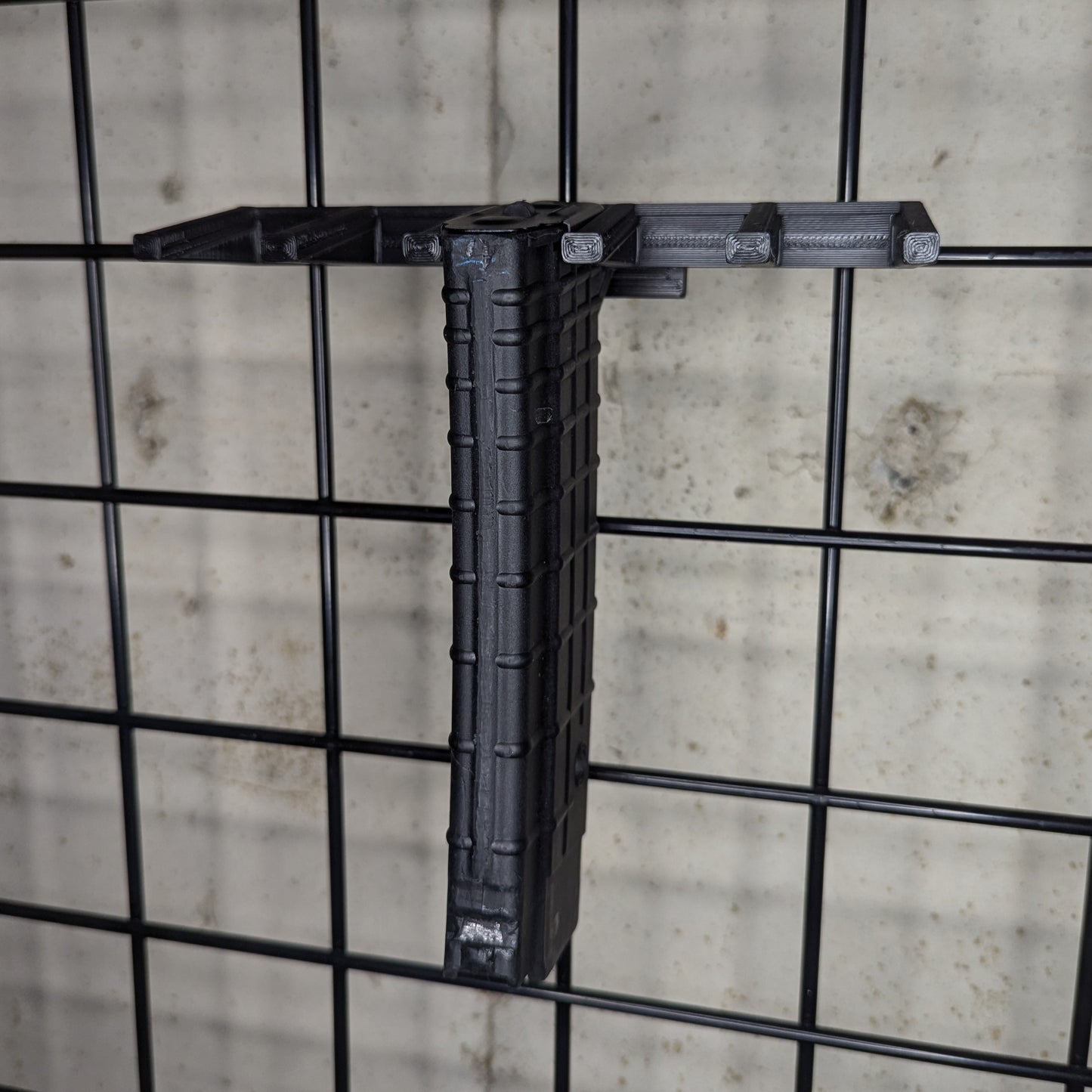 Mount for 556 AK-74 Circle 10 Mags - Gridwall | Magazine Holder Storage Rack