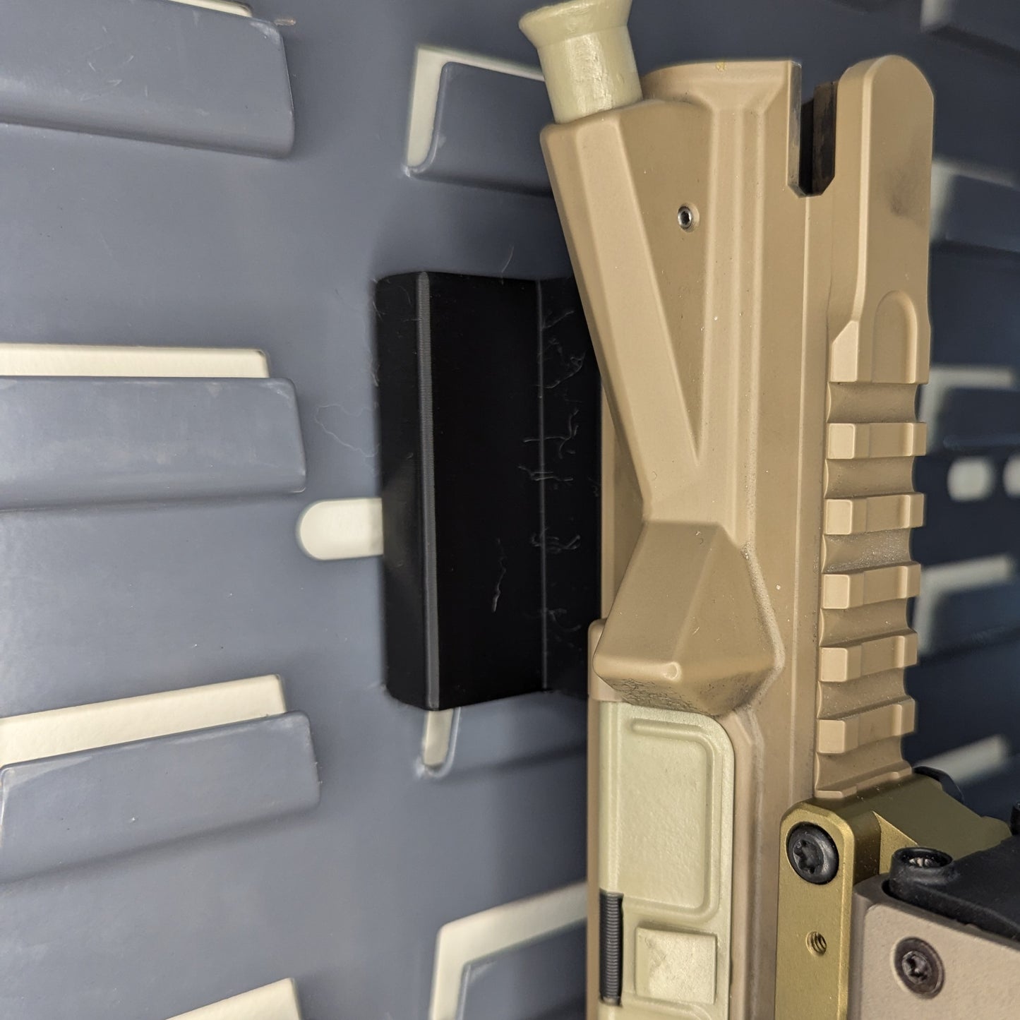 AR 15 Upper Receiver Vertical Insert Mount - SecureIt / Akro-Mils | Rifle Holder Storage Rack