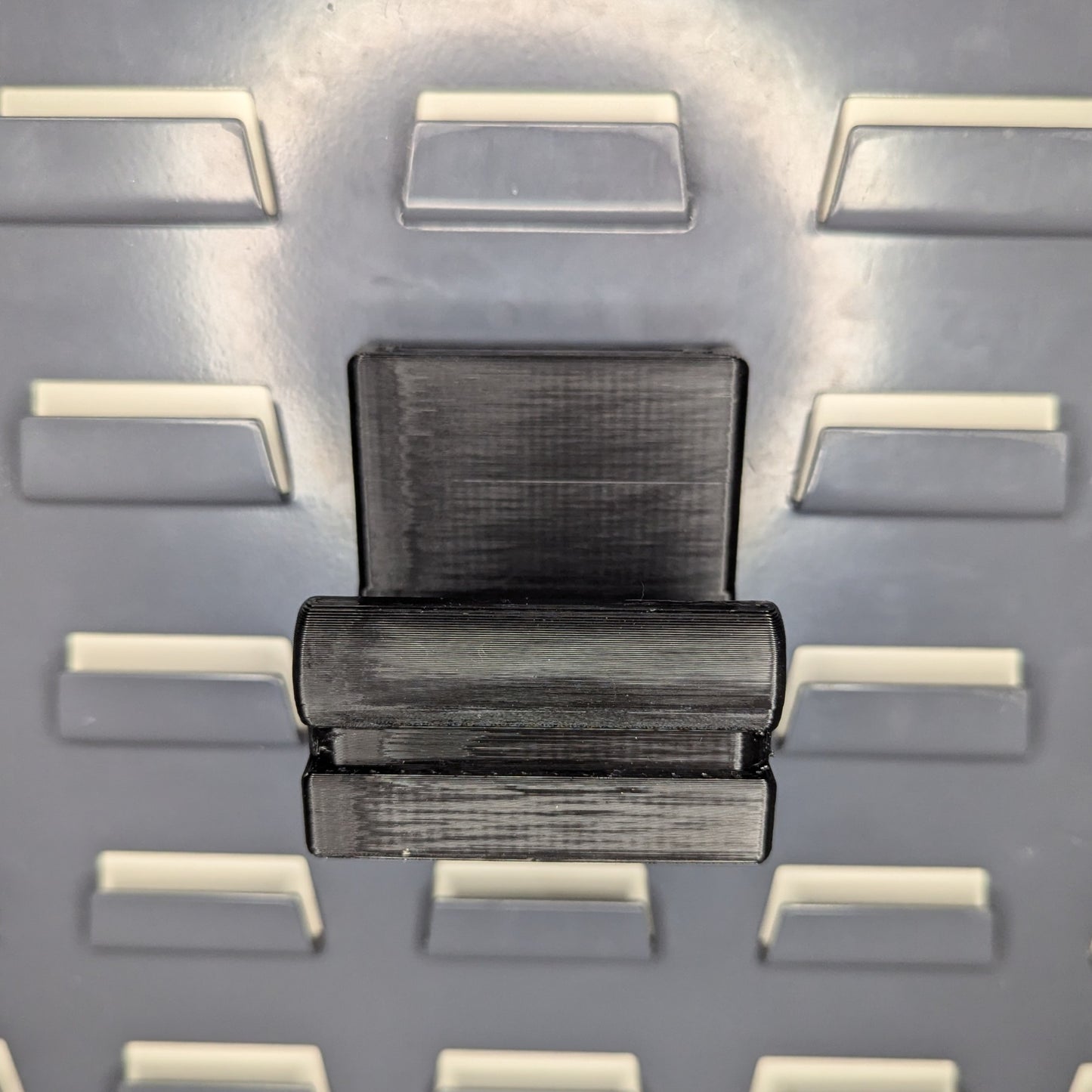 AR 15 Upper Receiver Horizontal Insert Mount - SecureIt / Akro-Mils | Rifle Holder Storage Rack