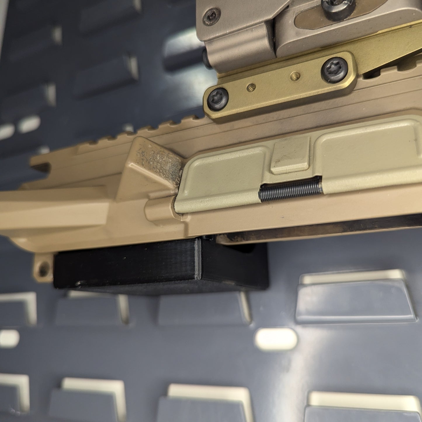 AR 15 Upper Receiver Horizontal Insert Mount - SecureIt / Akro-Mils | Rifle Holder Storage Rack