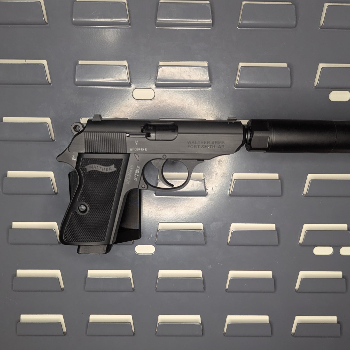 Magwell Mount for Walther PPK/s 22LR - SecureIt / Akro-Mils | Handgun Holder Storage Rack