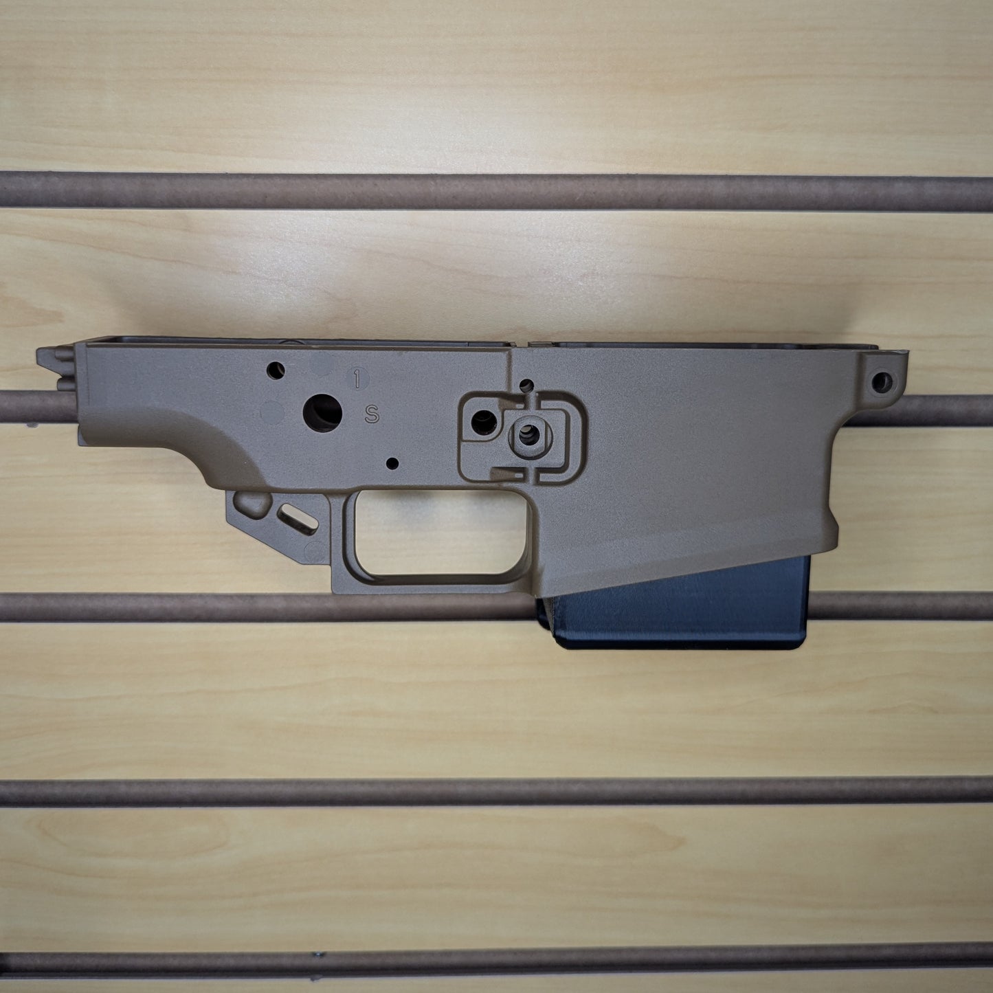 Magwell Mount for FN SCAR 17 - Slatwall | Rifle Holder Storage Rack