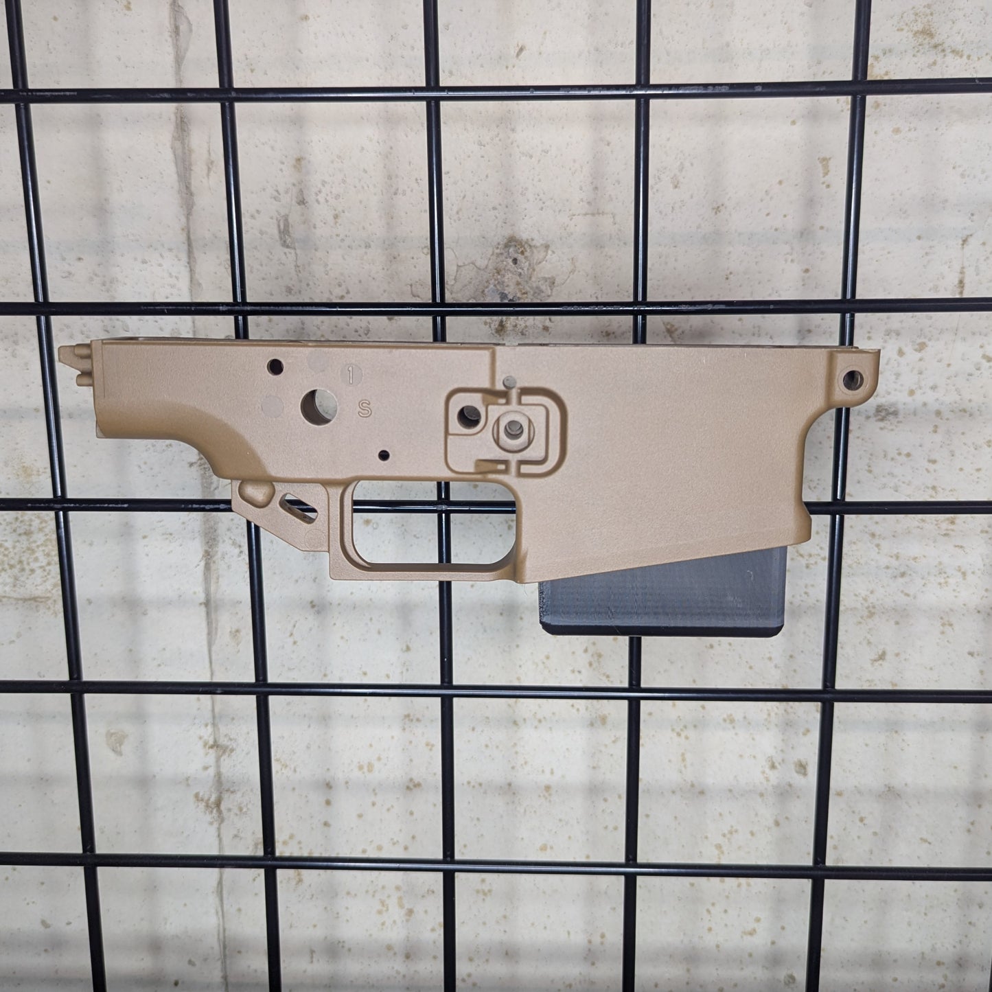 Magwell Mount for FN SCAR 17 - Gridwall | Rifle Holder Storage Rack