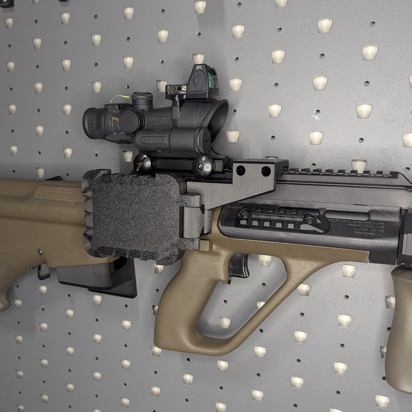 Magwell Mount for Steyr AUG (Waffle Mag) - GallowTech | Rifle Holder Storage Rack