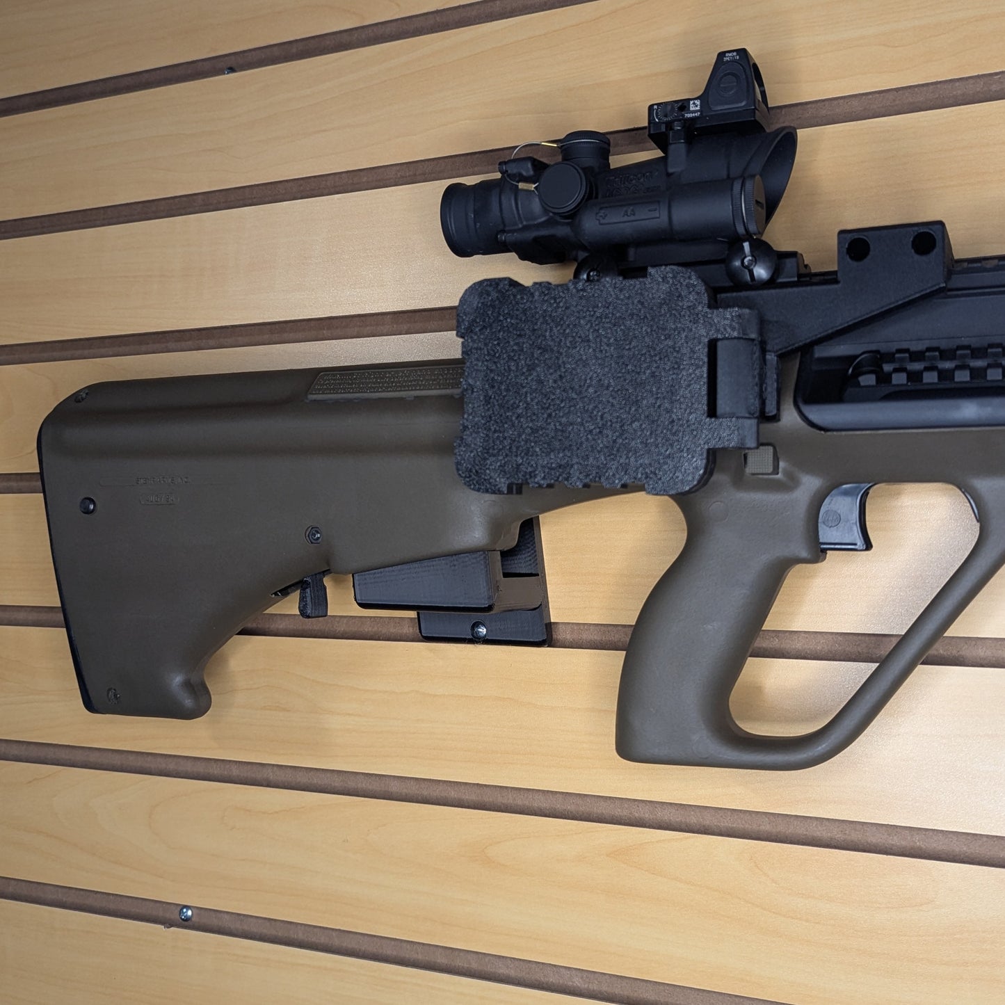 Magwell Mount for Steyr AUG (Waffle Mag) - Slatwall | Rifle Holder Storage Rack