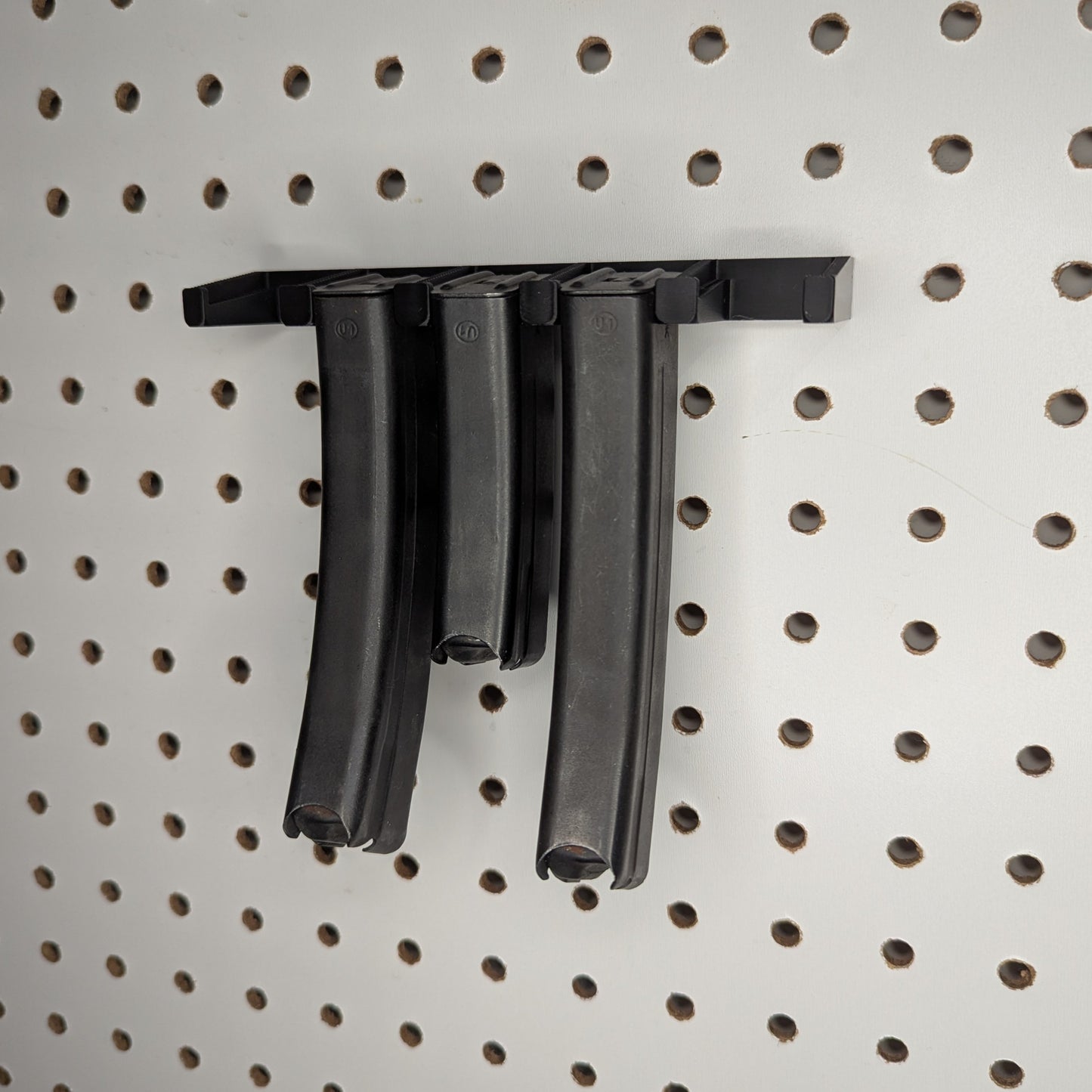 Mount for VZ 61 Skorpion .32 ACP Mags - Pegboard / IKEA Skadis / Wall Control / Vaultek | Magazine Holder Storage Rack