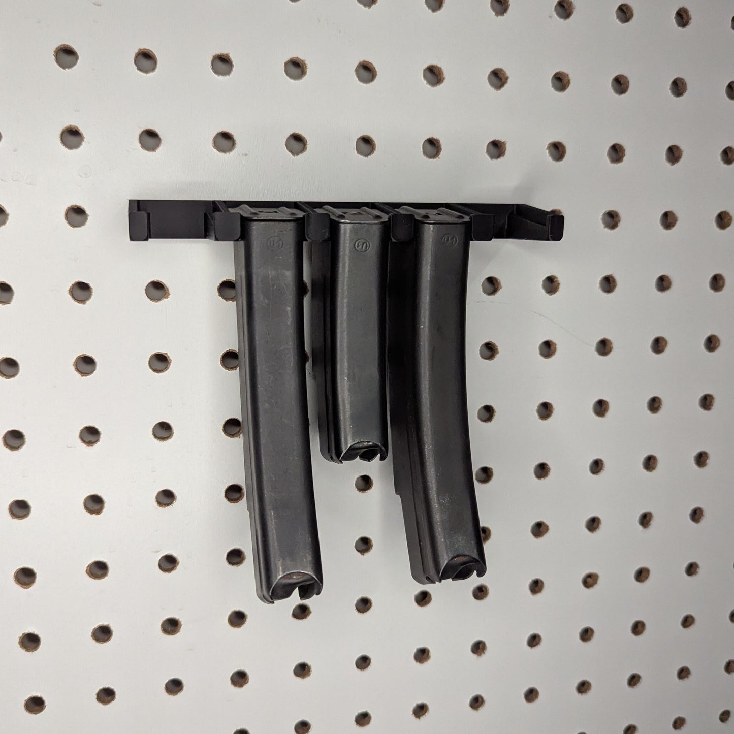 Mount for VZ 61 Skorpion .32 ACP Mags - Pegboard / IKEA Skadis / Wall Control / Vaultek | Magazine Holder Storage Rack
