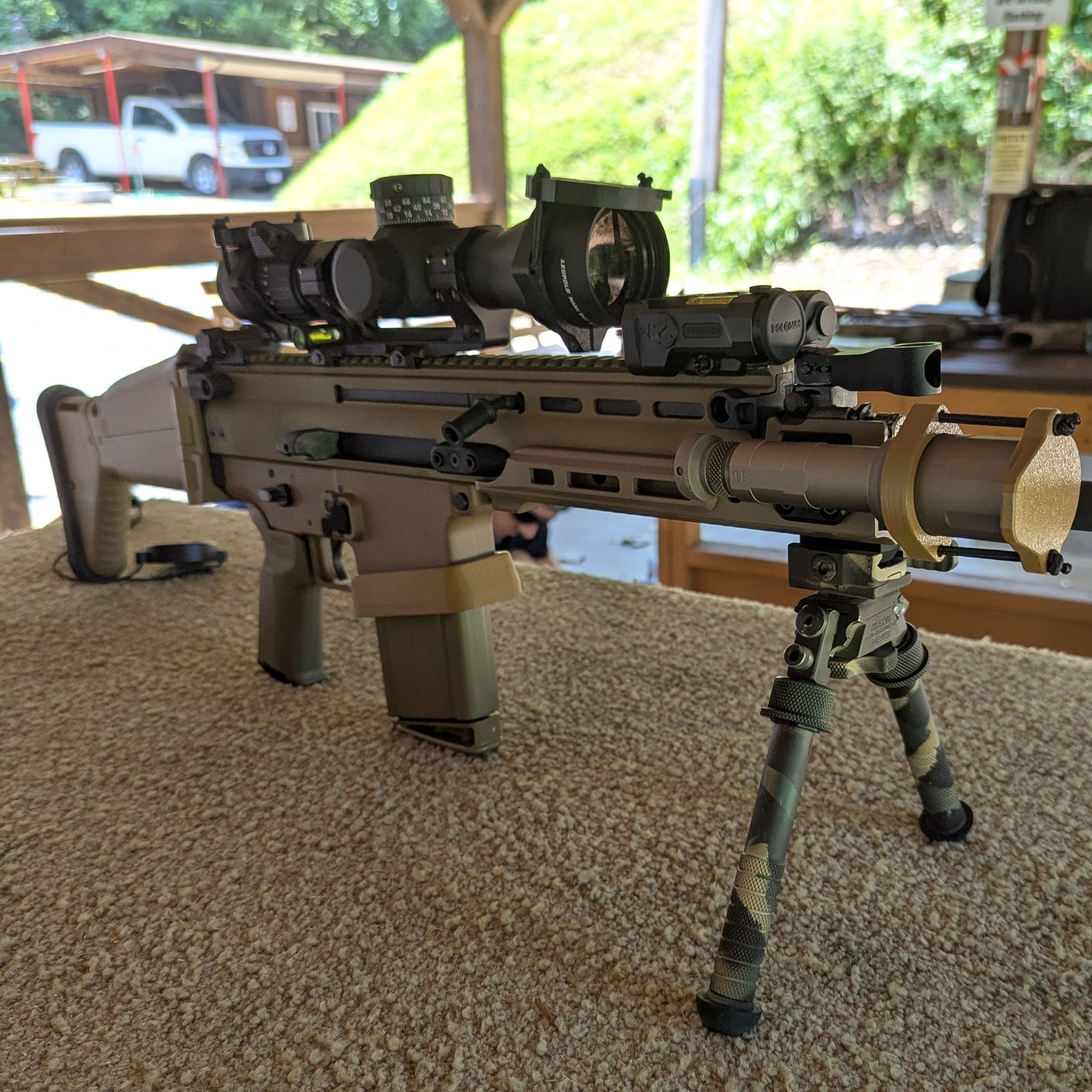 Friction-Fit Flared Magwell for SCAR 17S