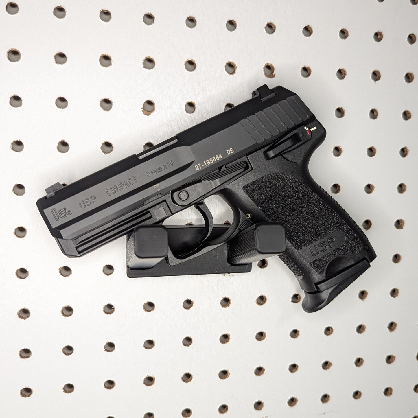 Universal Pistol Mount - Bar Version - Pegboard / IKEA Skadis / Wall Control / Vaultek | Handgun Holder Storage Rack