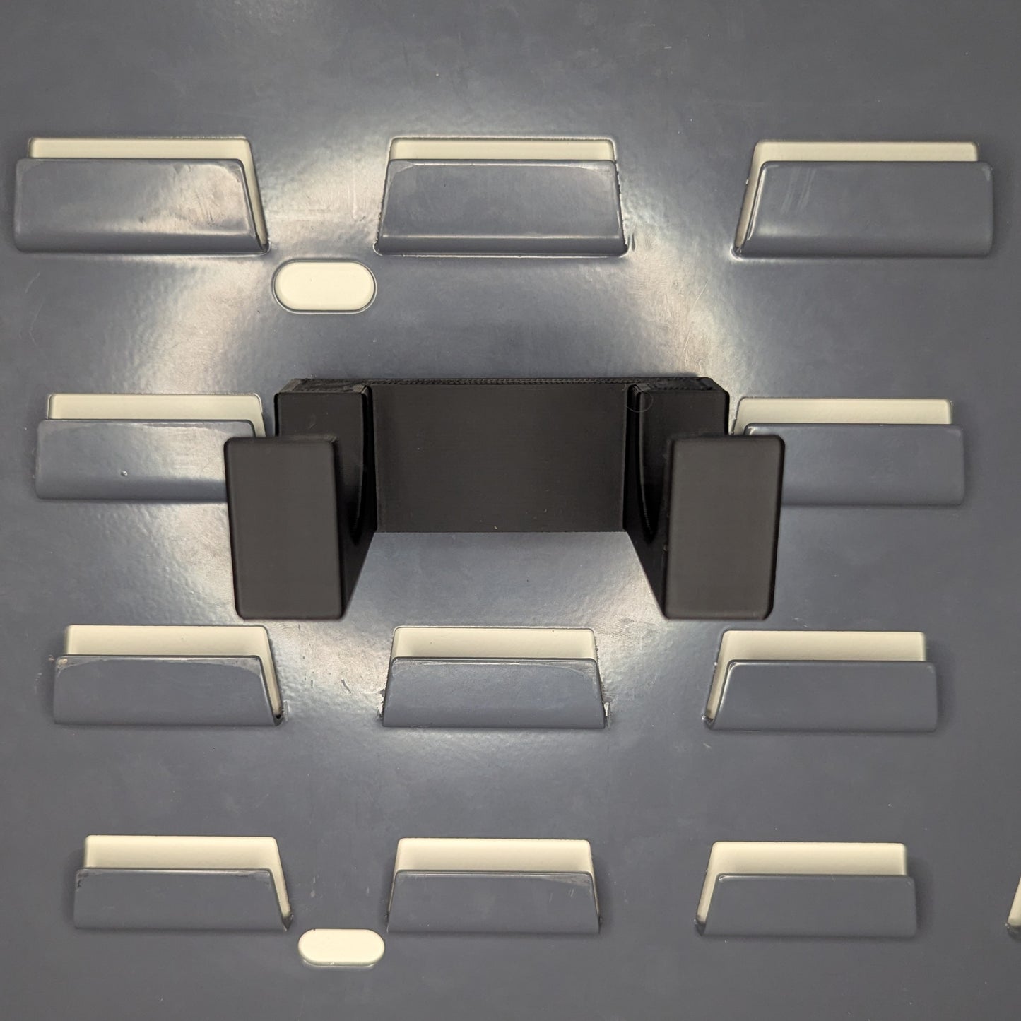 Silencer / Suppressor Display Mount Horizontal - SecureIt / Akro-Mils | Gear Holder Storage Rack