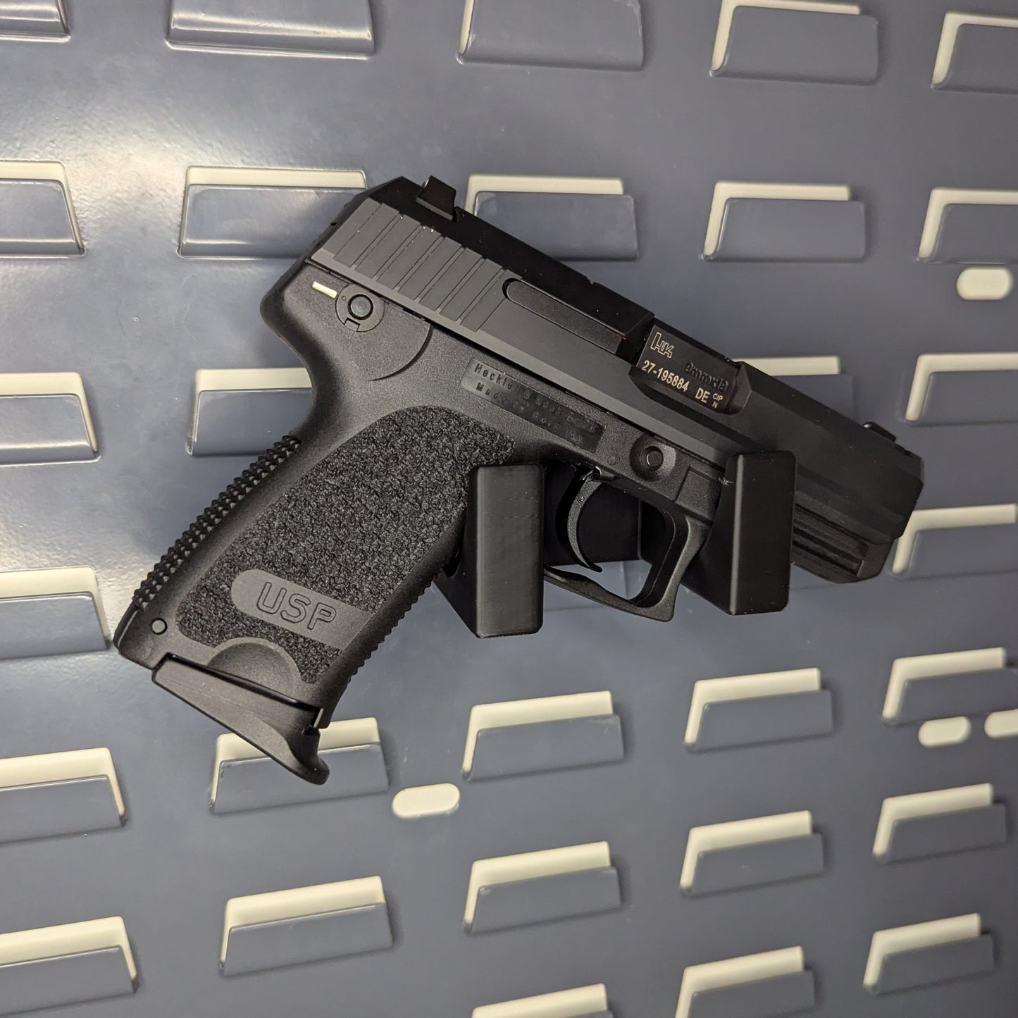 Universal Pistol Mount - Cradle Version - SecureIt / Akro-Mils | Handgun Holder Storage Rack
