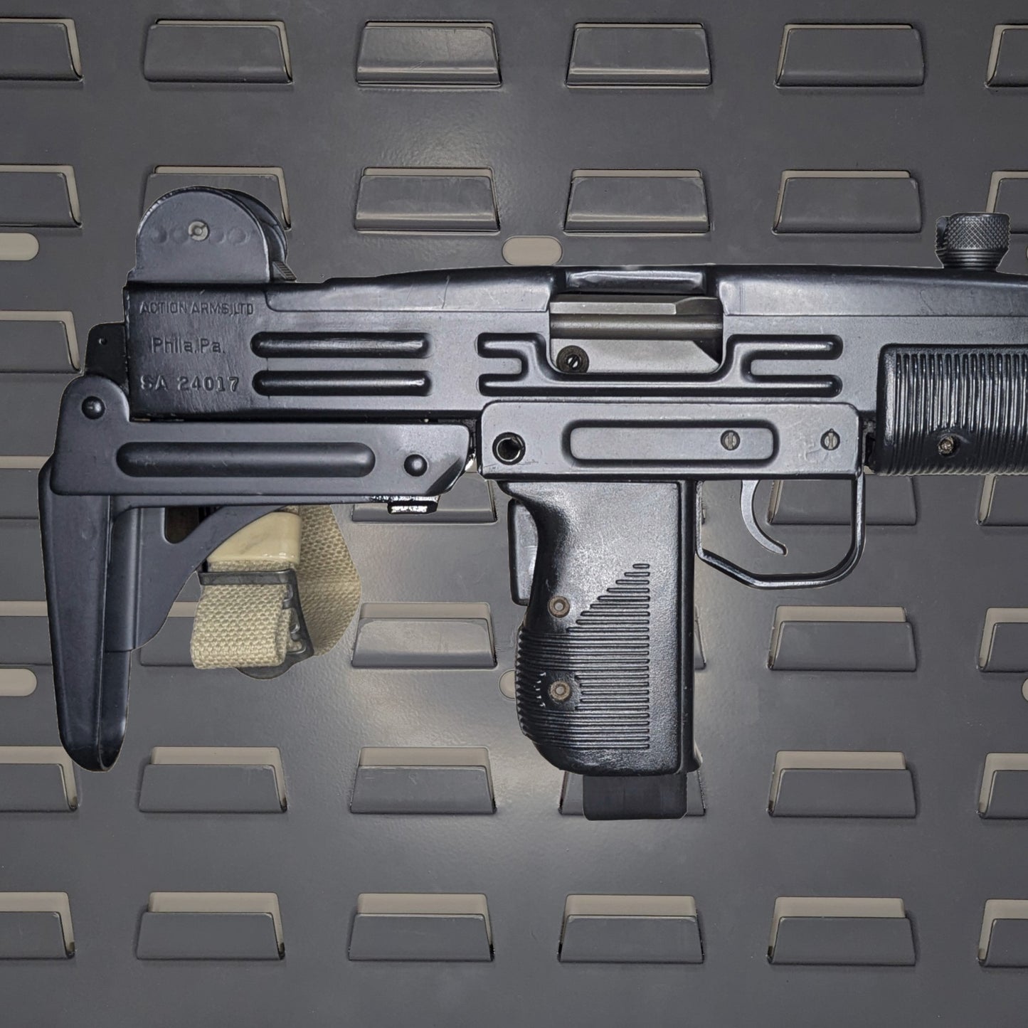 Magwell Mount for IWI UZI - SecureIt | Rifle Holder Storage Rack