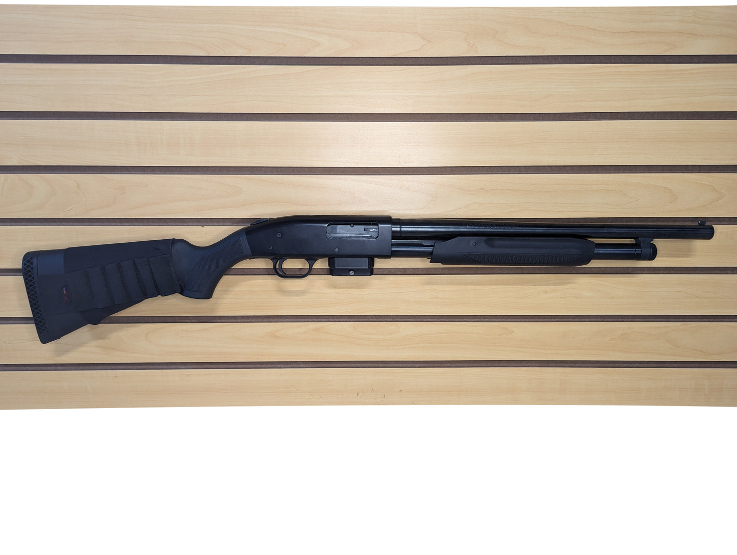 Magwell Mount for Mossberg 88 / 500 / 590 - Slatwall | Shotgun Holder Storage Rack