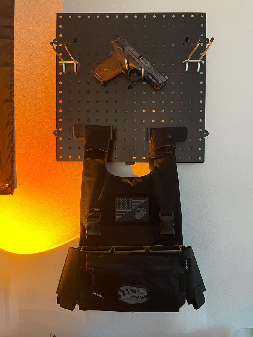 Plate Carrier / Body Armor Mount - Pegboard / IKEA Skadis / Wall Control / Vaultek | Gear Holder Storage Rack