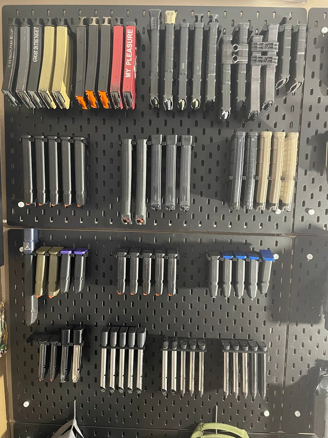 Mount for AR 15 Pmag / TMAG Mags - Pegboard / IKEA Skadis / Wall Control / Vaultek | Magazine Holder Storage Rack