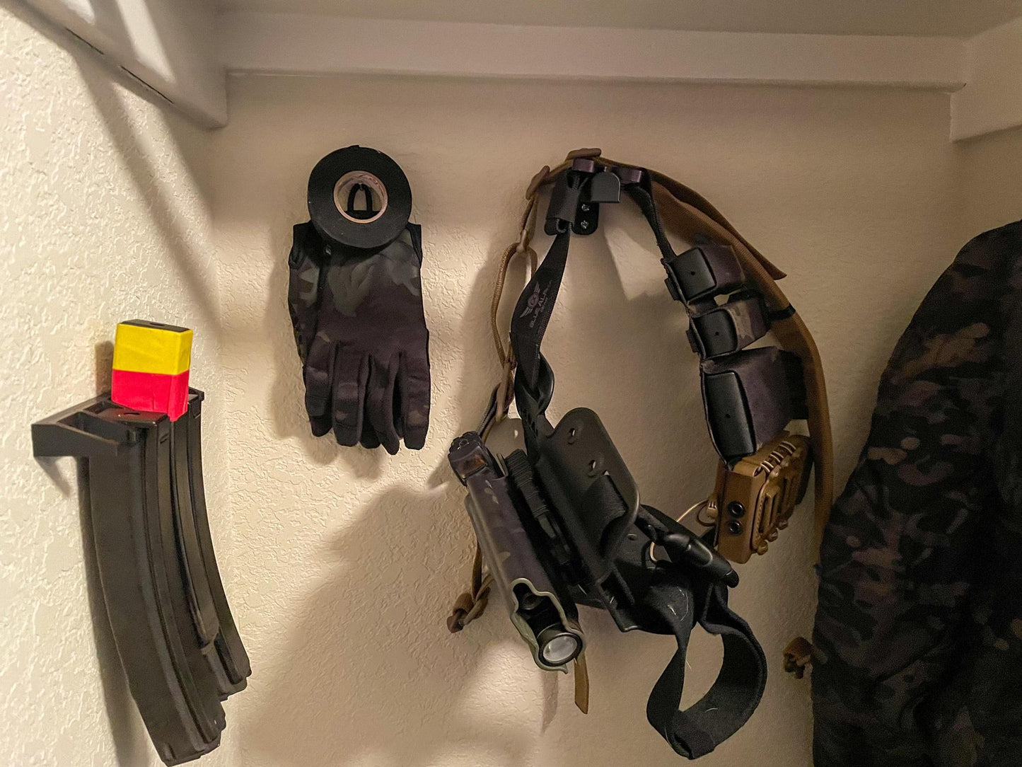 Shooting Belt / Battle Belt Mount - Wall | Gear Holder Storage Rack