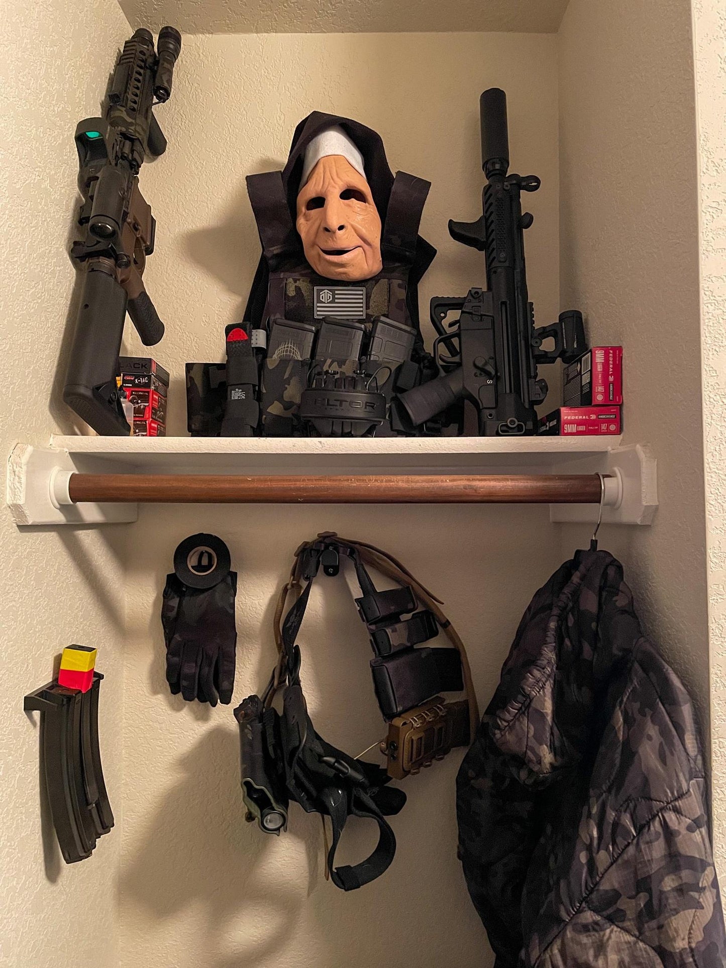 Shooting Belt / Battle Belt Mount - Wall | Gear Holder Storage Rack