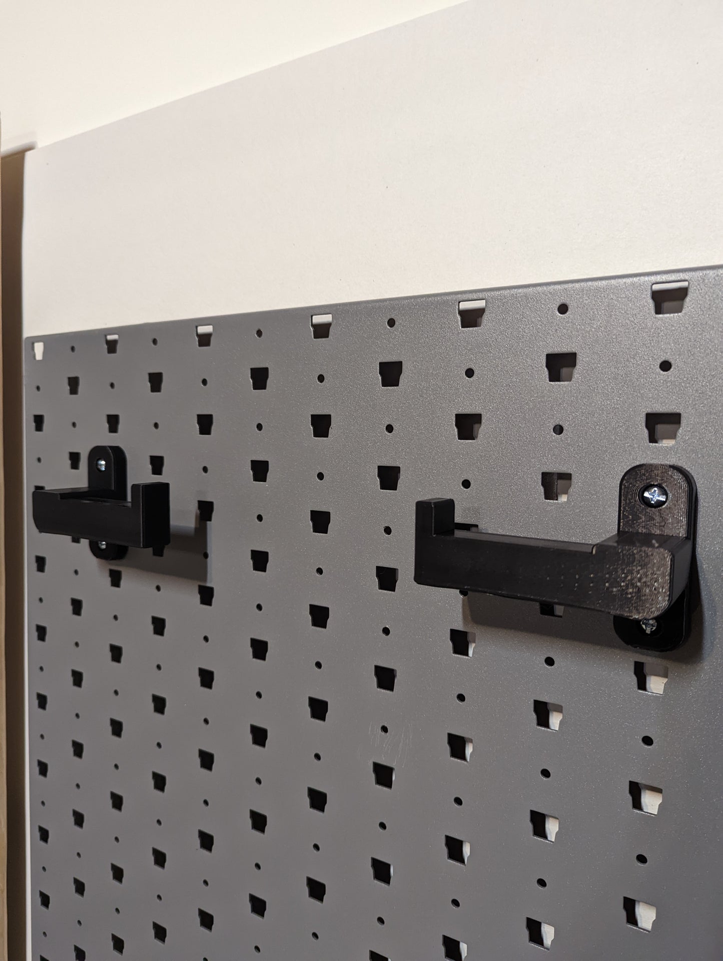 Plate Carrier / Body Armor Mount - GallowTech | Gear Holder Storage Rack