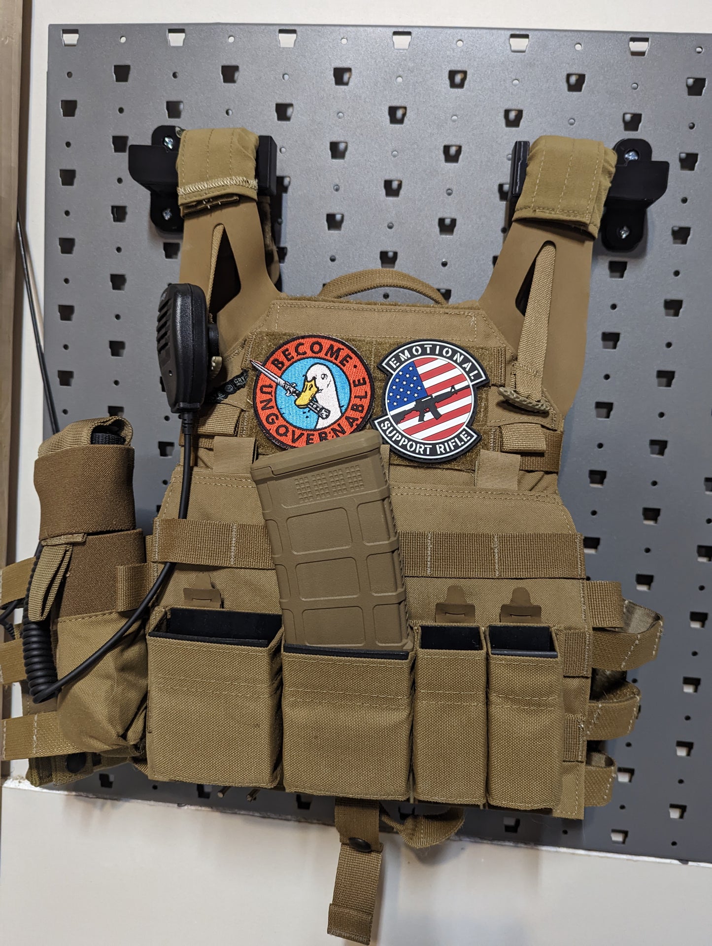 Plate Carrier / Body Armor Mount - GallowTech | Gear Holder Storage Rack