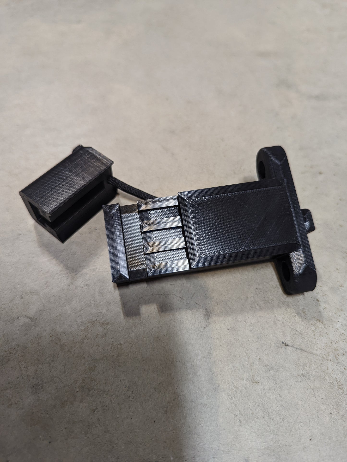 Picatinny Rail Gun Mount - GallowTech | Rifle Holder Storage Rack