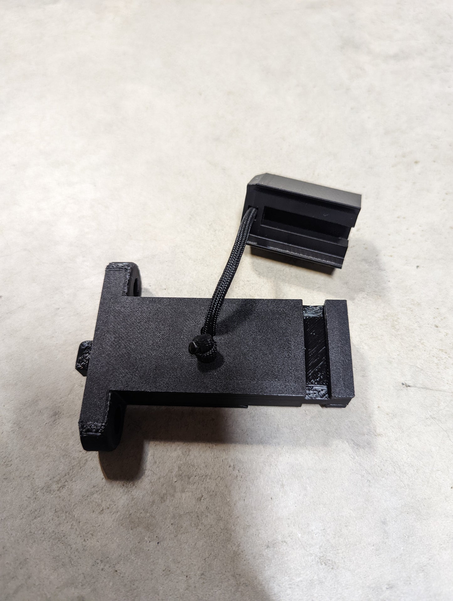 Picatinny Rail Gun Mount - GallowTech | Rifle Holder Storage Rack