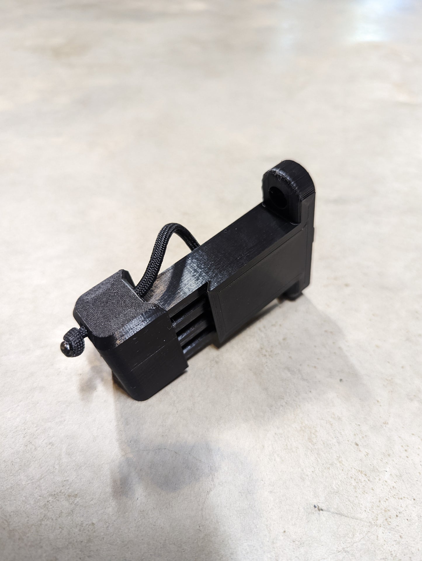 Picatinny Rail Gun Mount - GallowTech | Rifle Holder Storage Rack